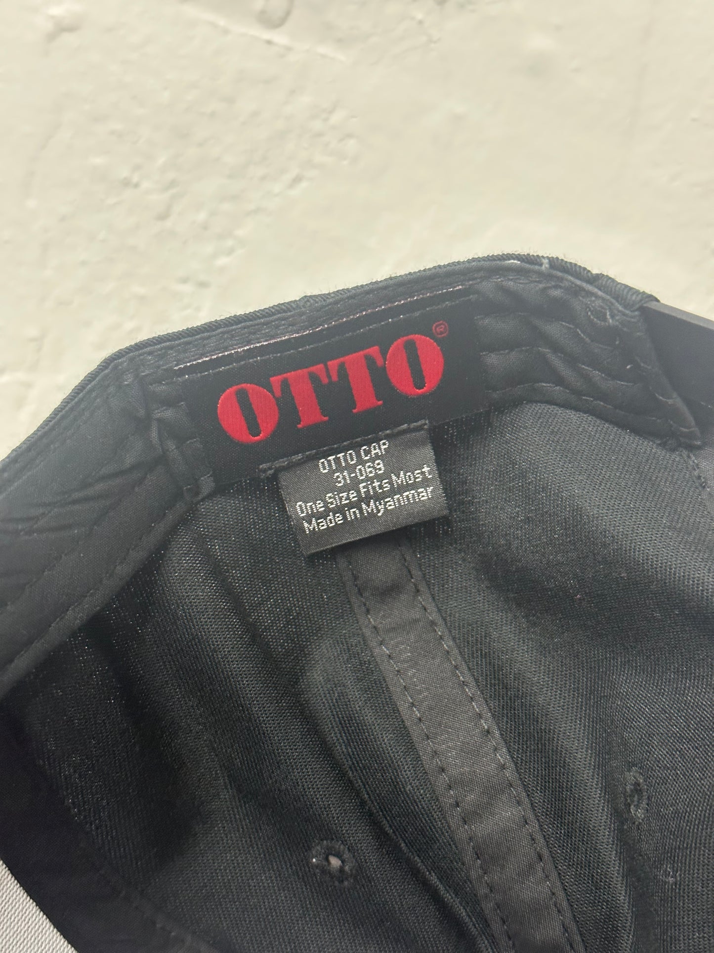 Marlboro 6 panel Cap