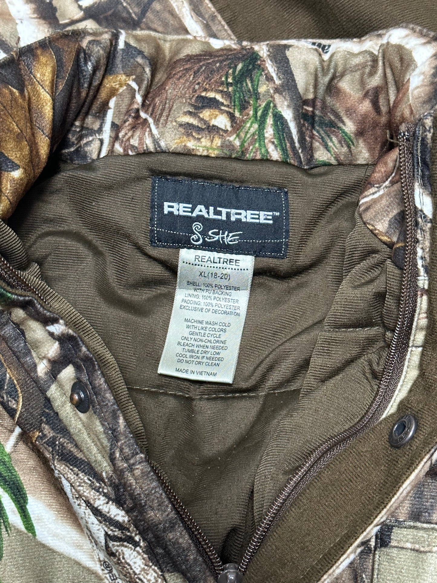 Realtree shell jacket XL