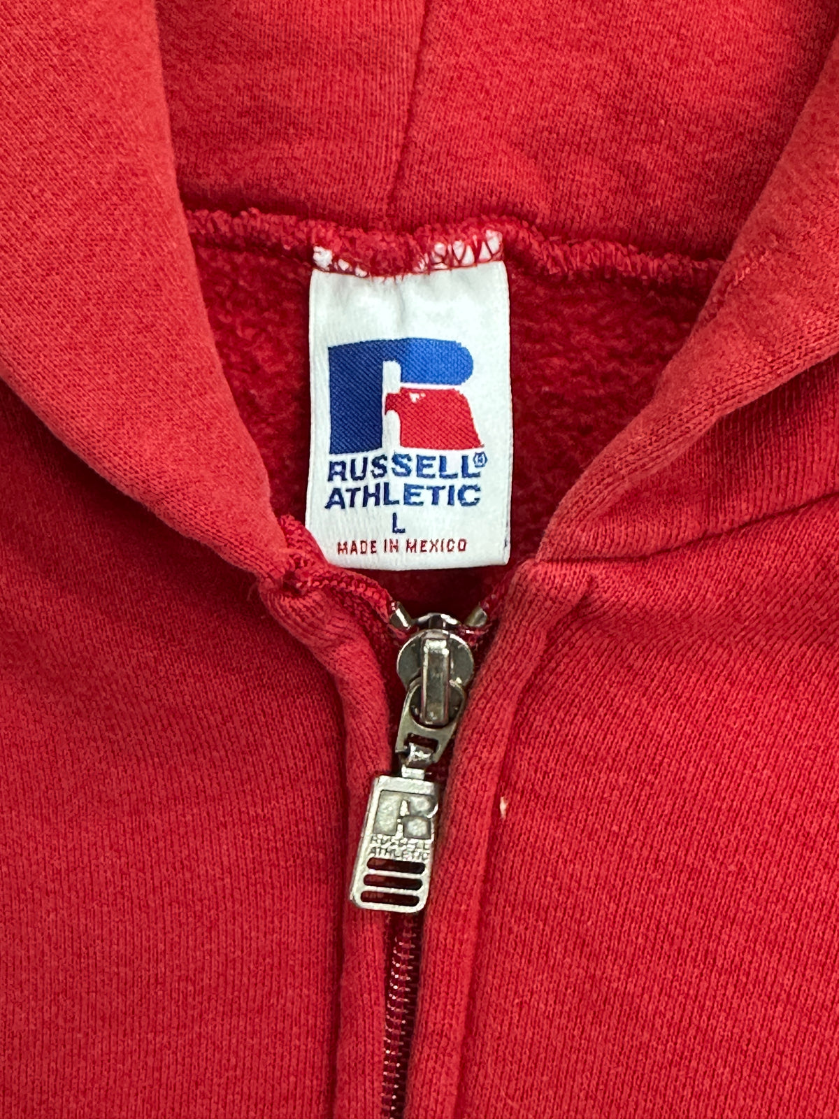 [L] 90a Russell Red Hood Zip-up