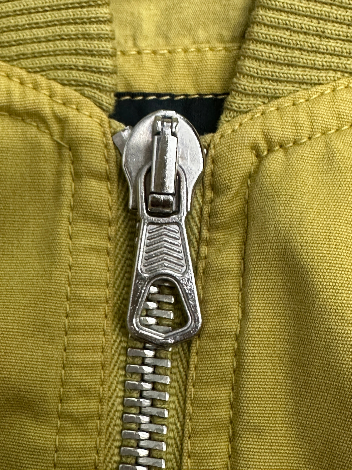[48] 90s HUGO BOSS Italy Yellow Bomber Jacket
