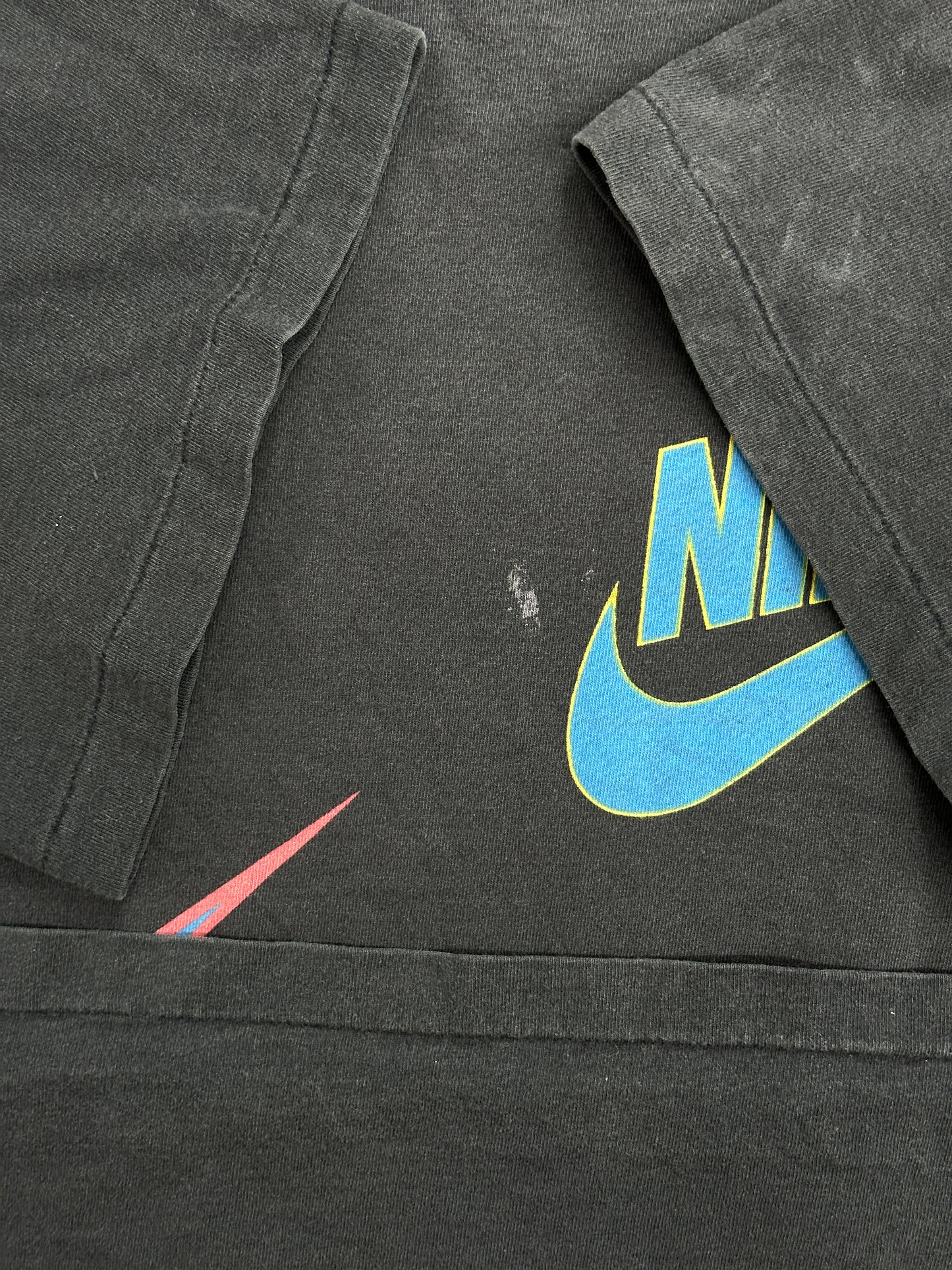 [L] 90s Nike Logo AOP Tee