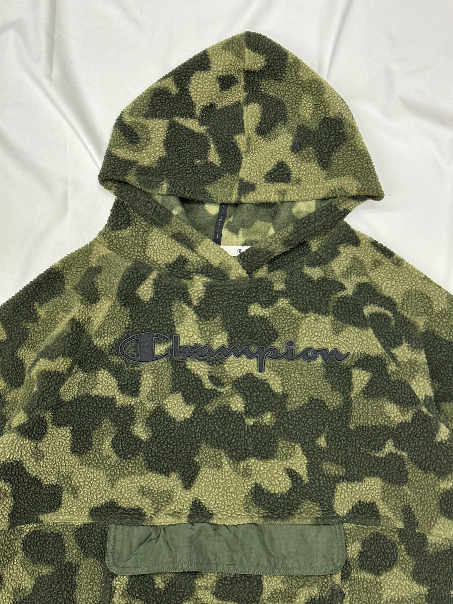 [XL] Champion Camo Hood Fleece