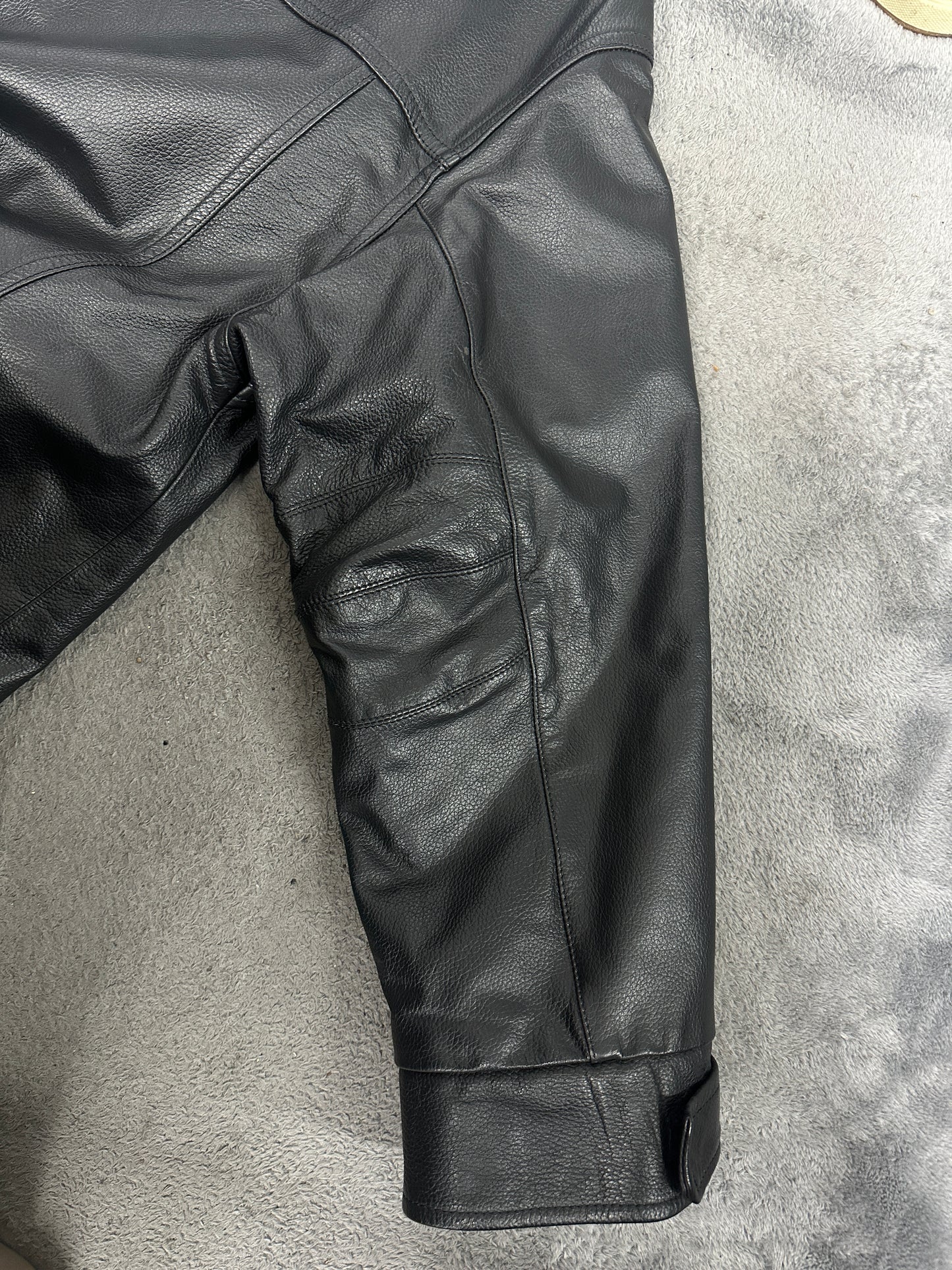 [M] 90s Armani Jeans Leather Jacket