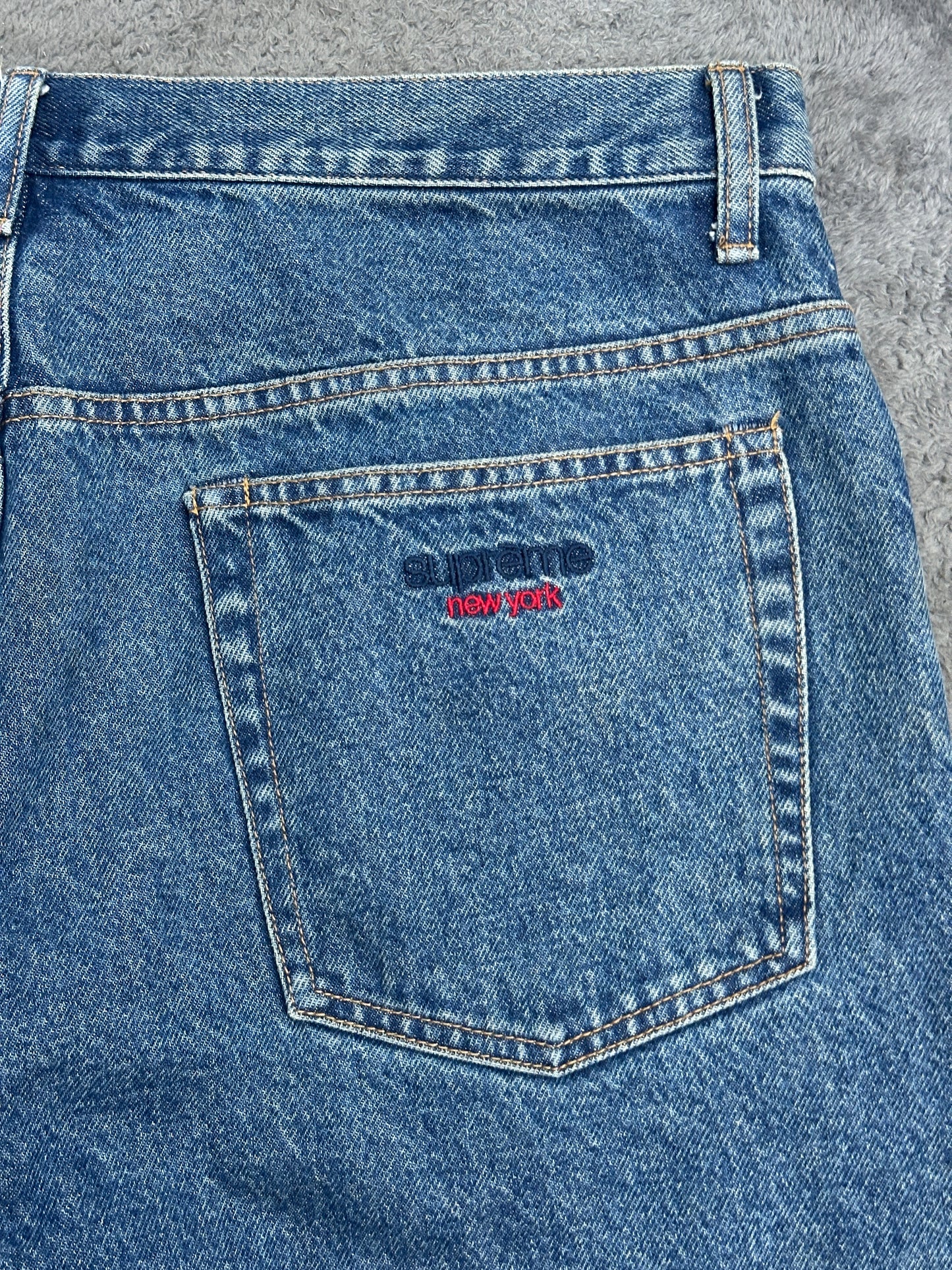 [34] Supreme Baggy Jeans Indigo