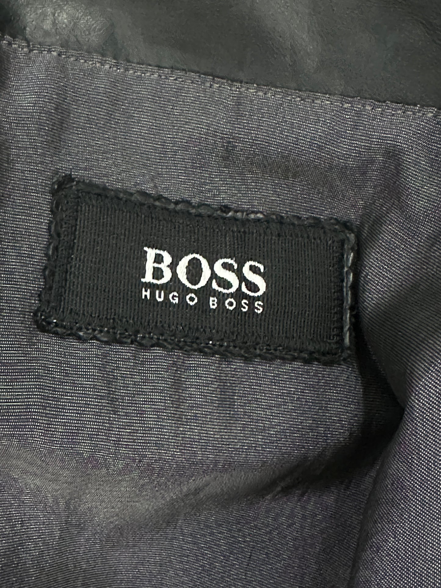 [56] 00s HUGO BOSS Calf Leather Coat