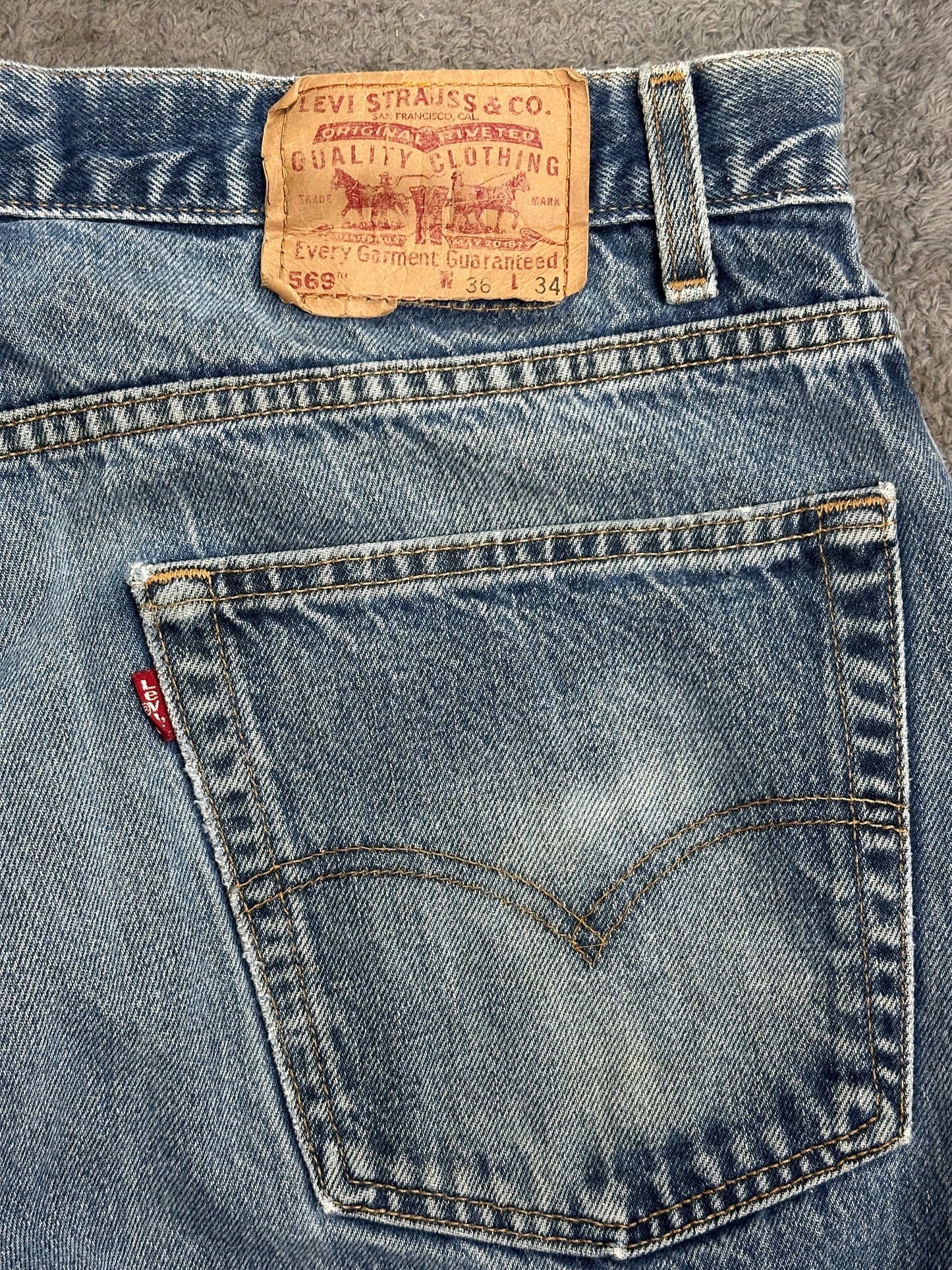 [36x34] 2001' Levi's 569 Denim Pants