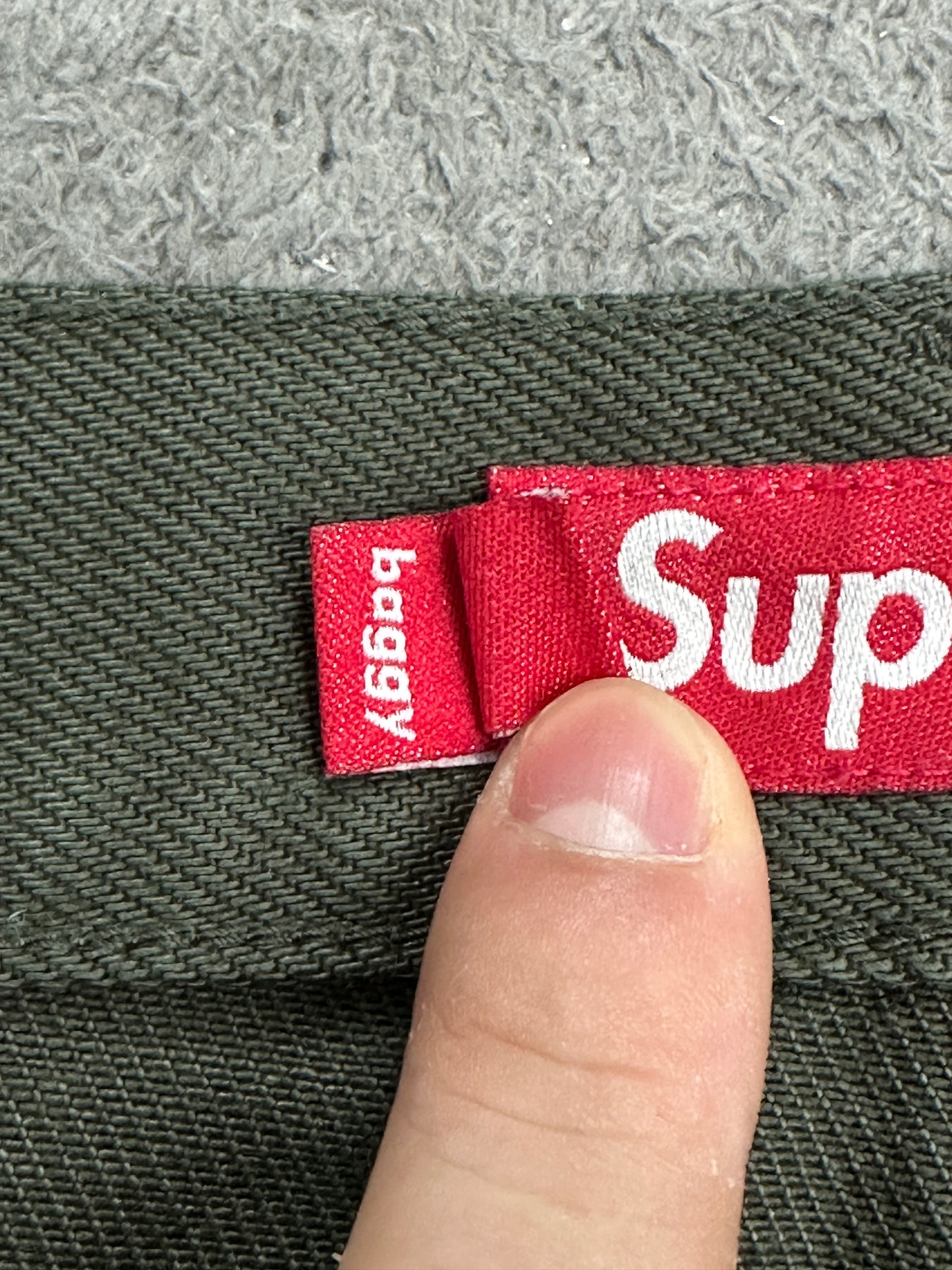 [36] Supreme Baggy Jeans Olive