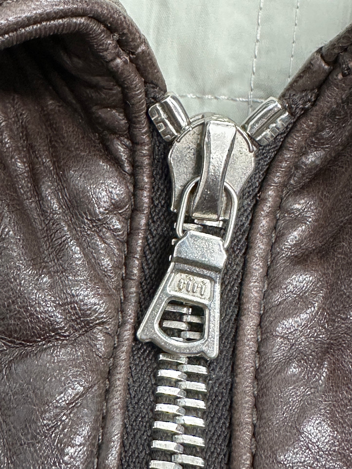 [XL] 90s HUGO BOSS A-2 Leather Jacket