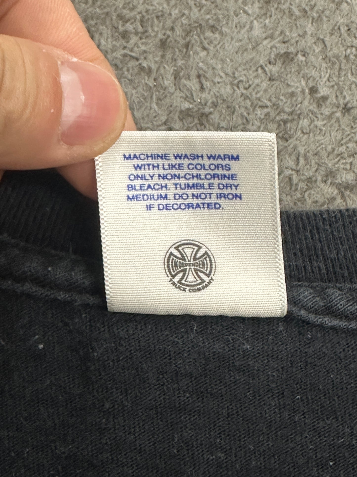 [L] Supreme x Independent Trucks Tee
