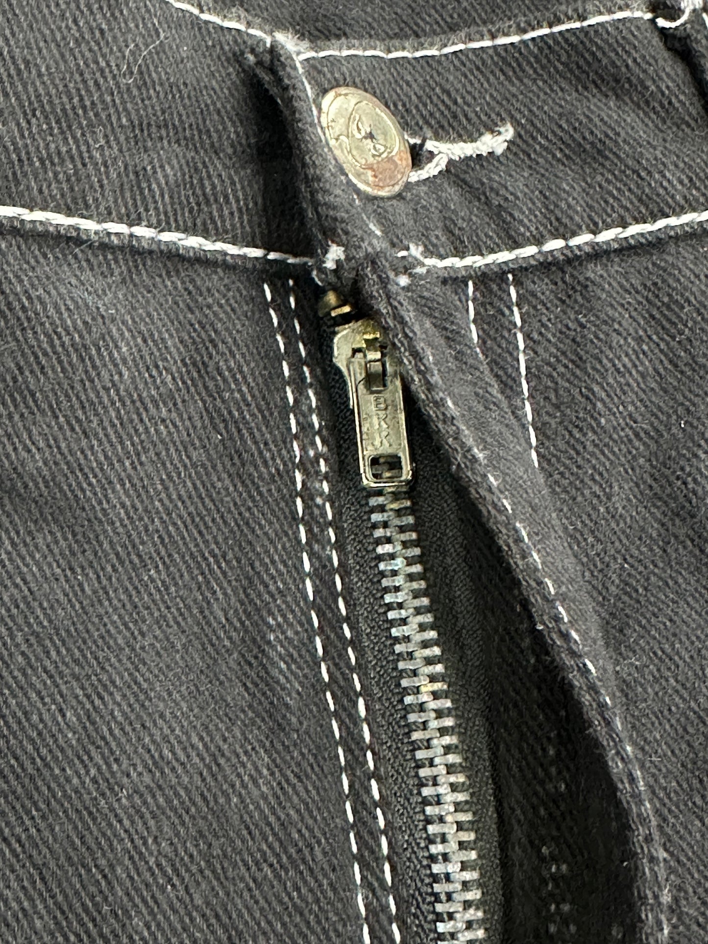 [31] 2001‘ Alien Workshop Denim Shorts