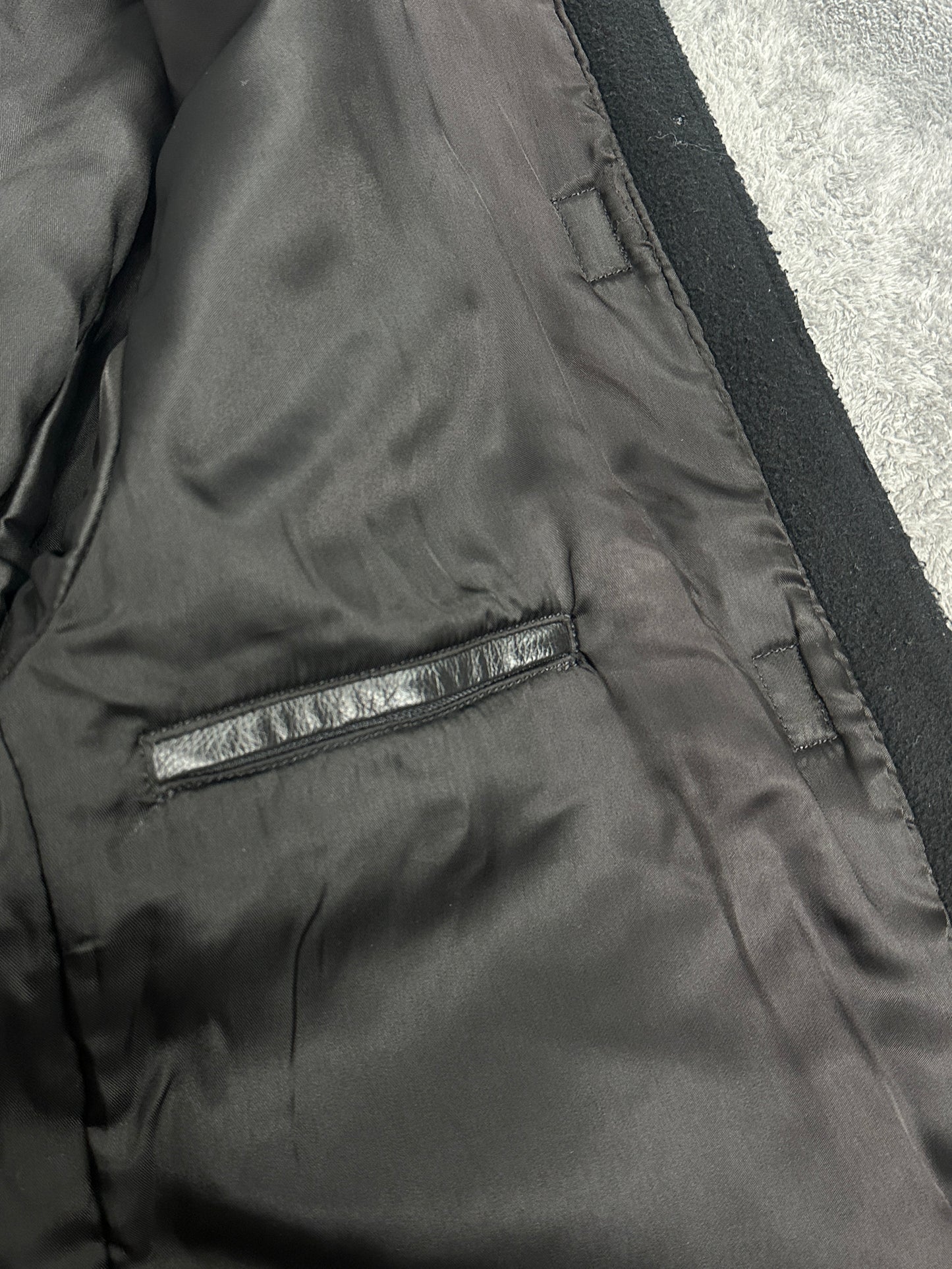 [M] 90s Armani Jeans Leather Jacket
