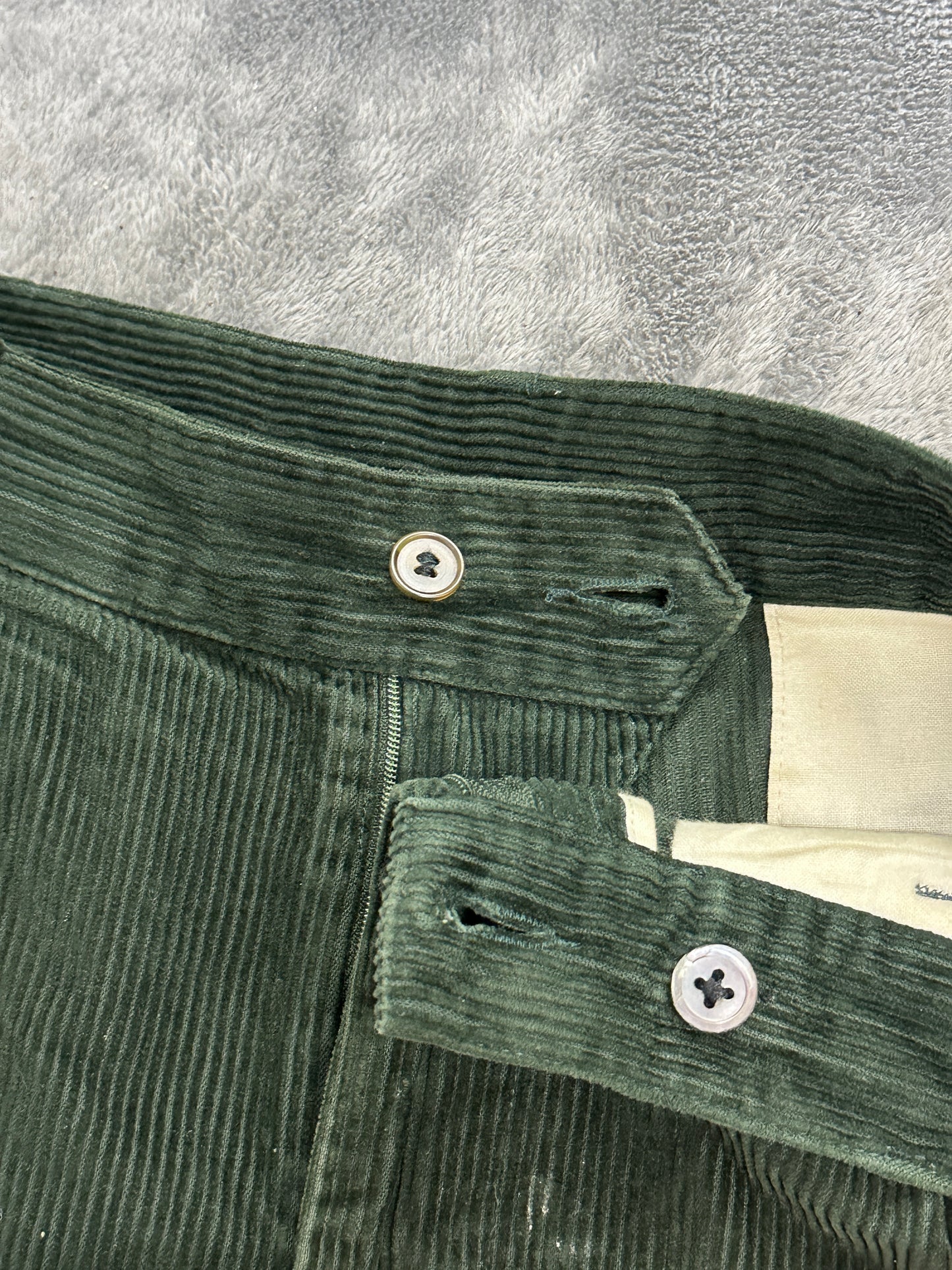 [36] 90s Armani Collezioni Green Corduroy Pants