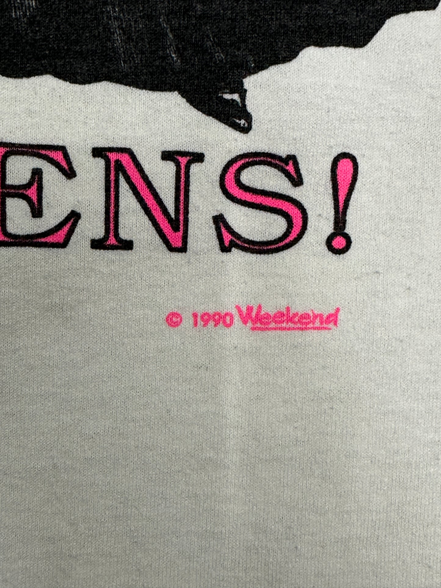 [L] 80s PMS HAPPENS Tee