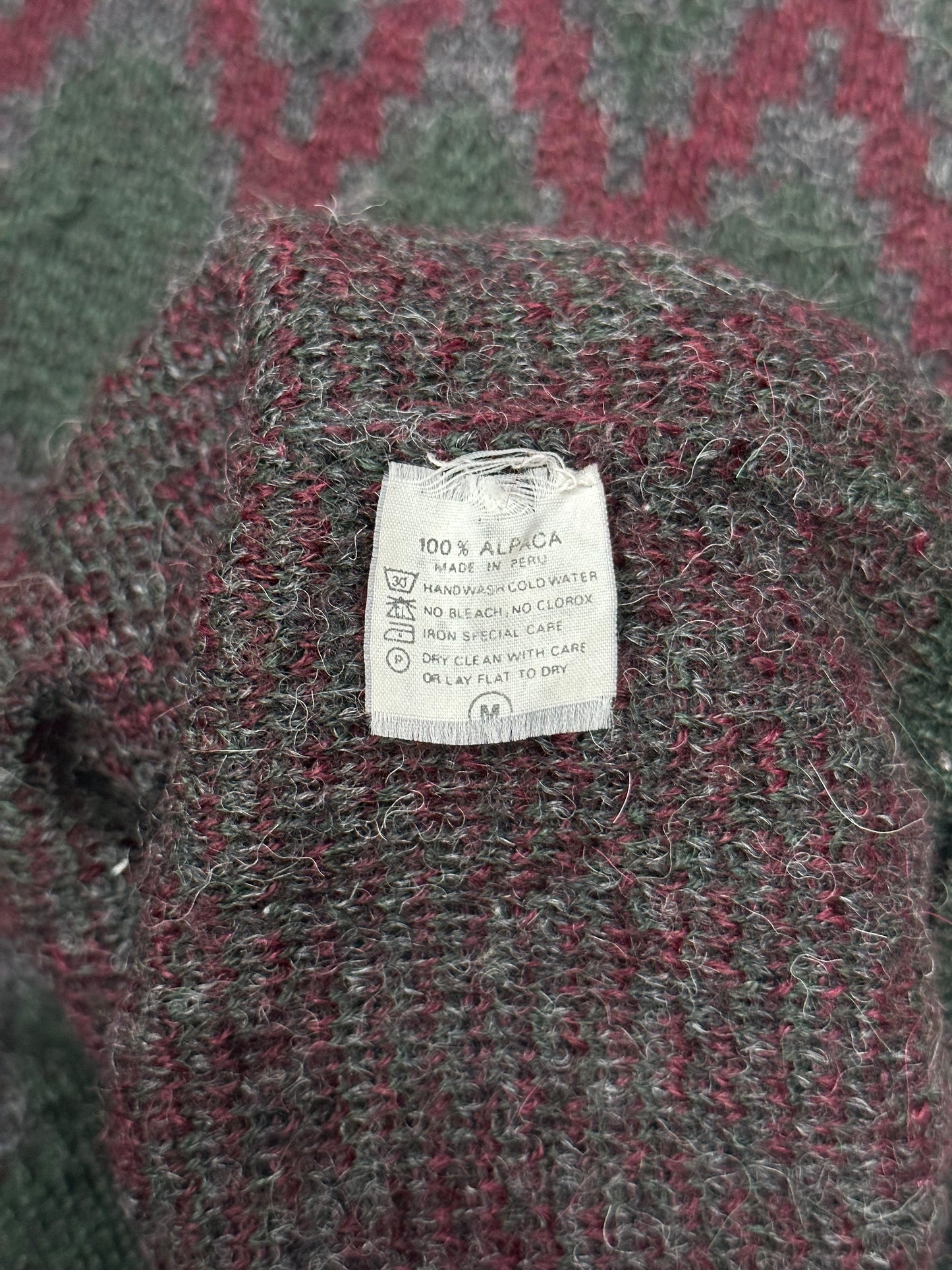 [M] Argyle pattern alpaca wool Sweater