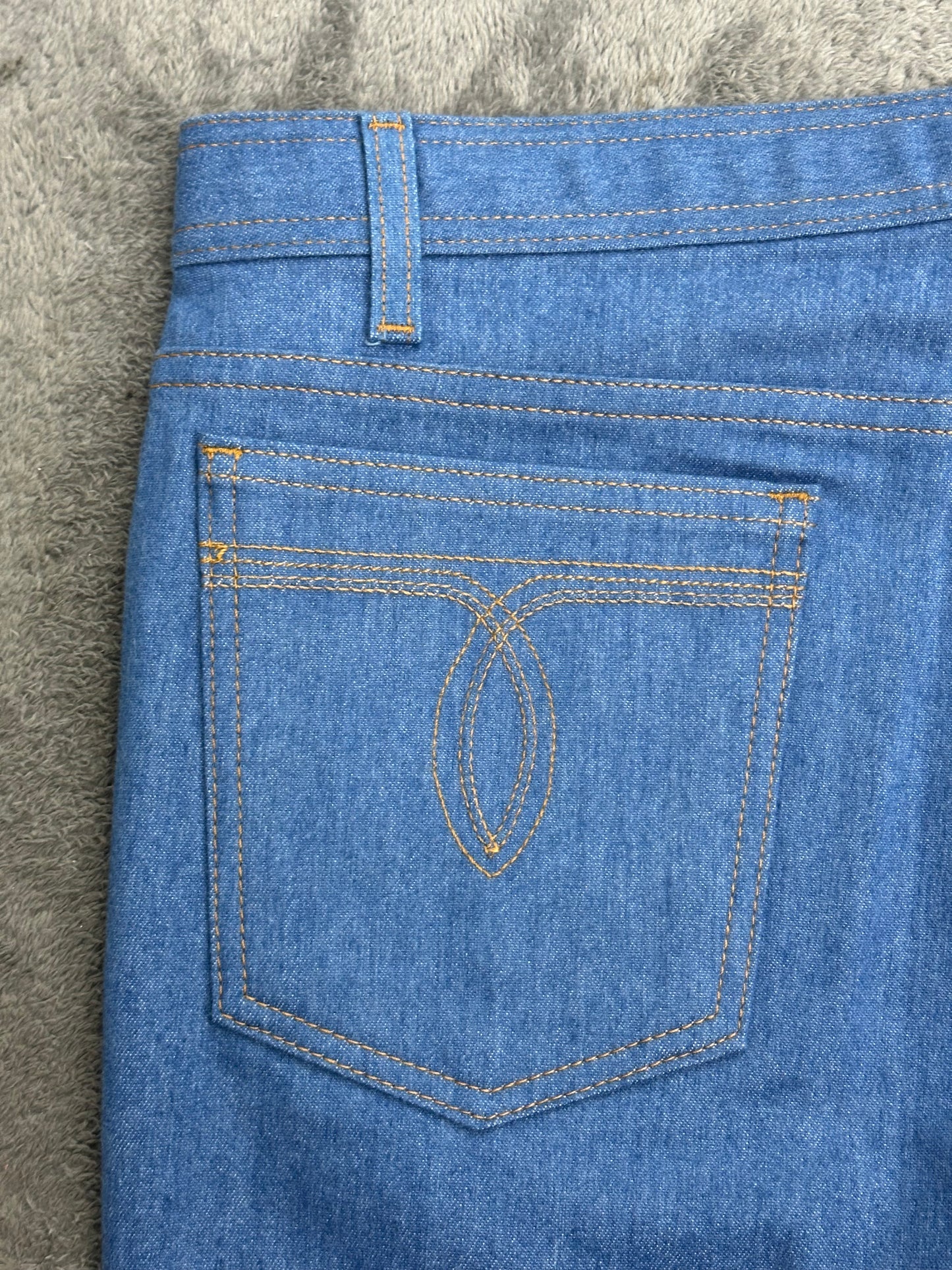 [40x30] 99' Levi's Signature Action Jeans