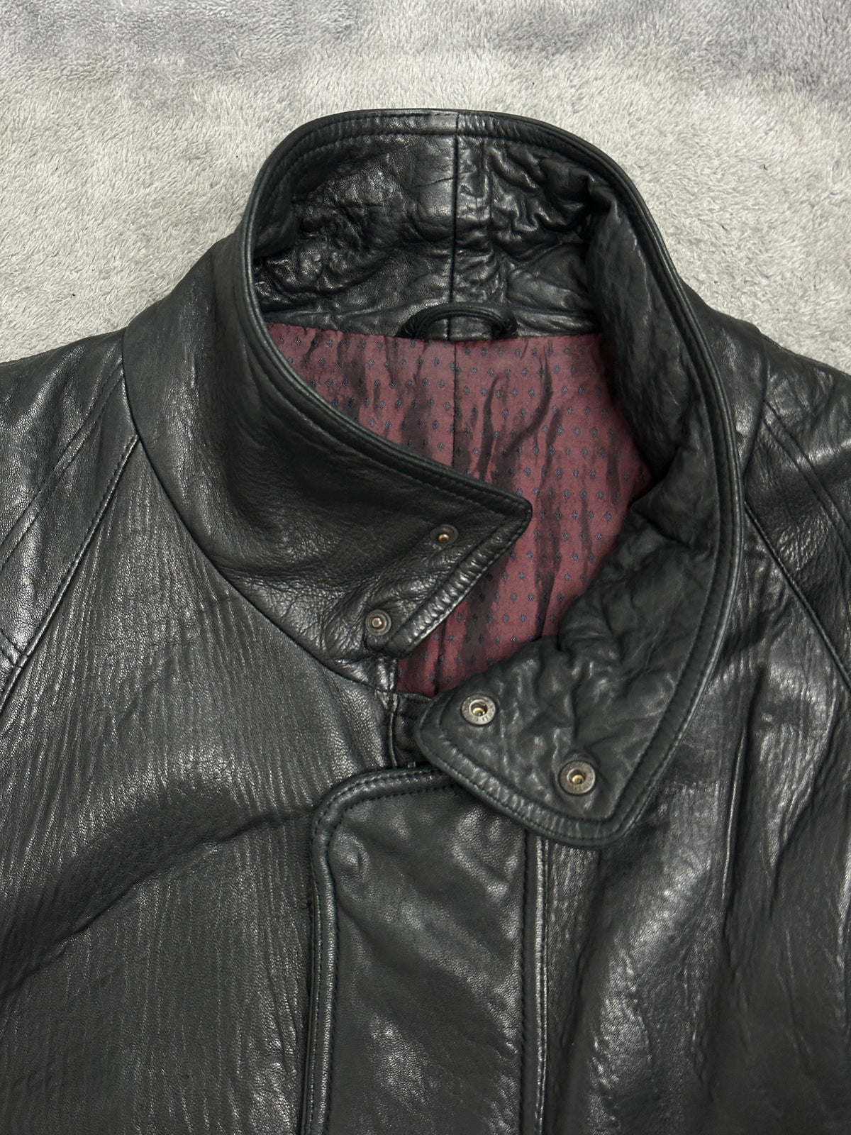 [54] 80s HUGO BOSS High Neck Leather Coat