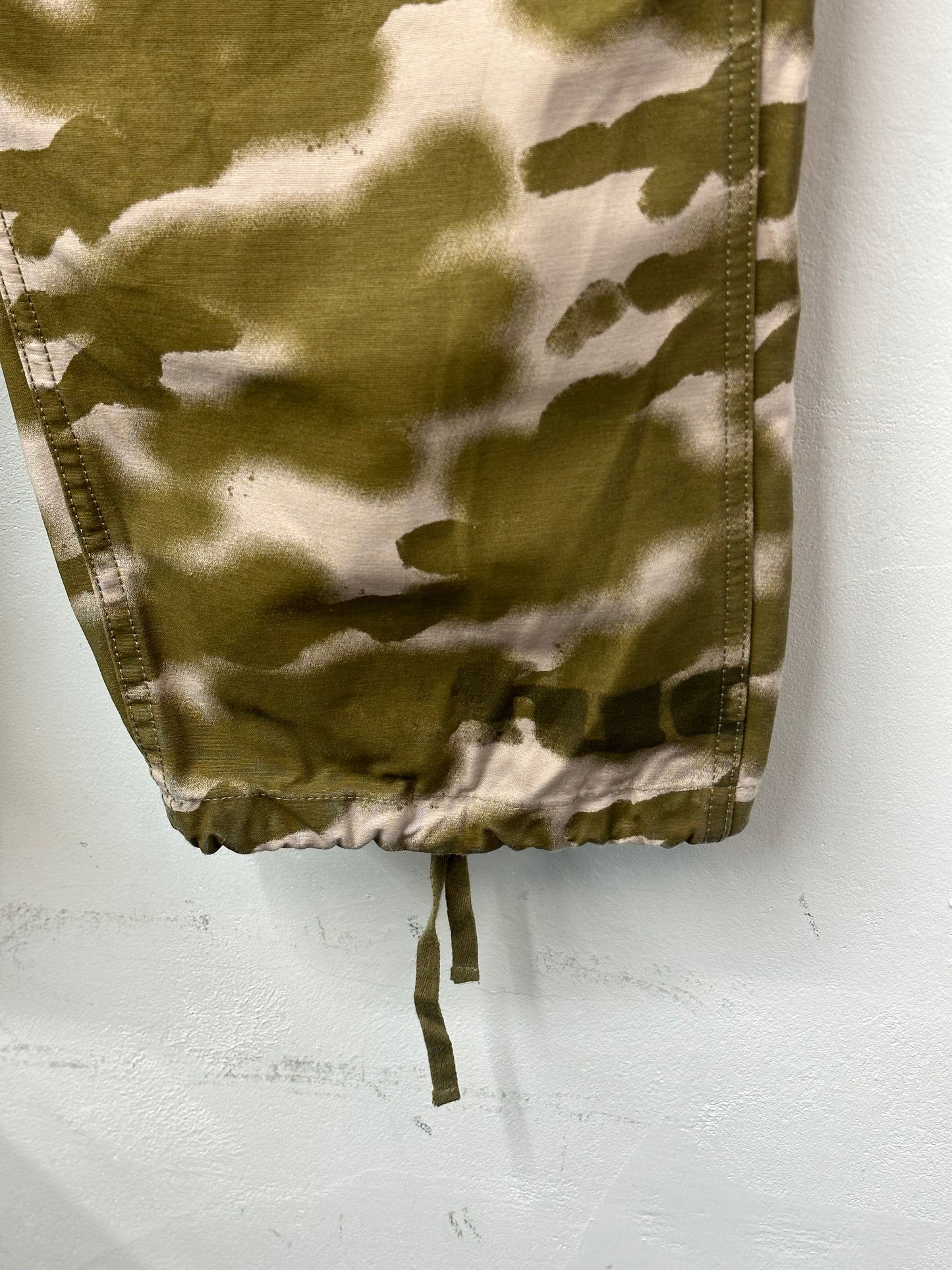 [L] FUCT Spray Paint Tiger Camo Pants