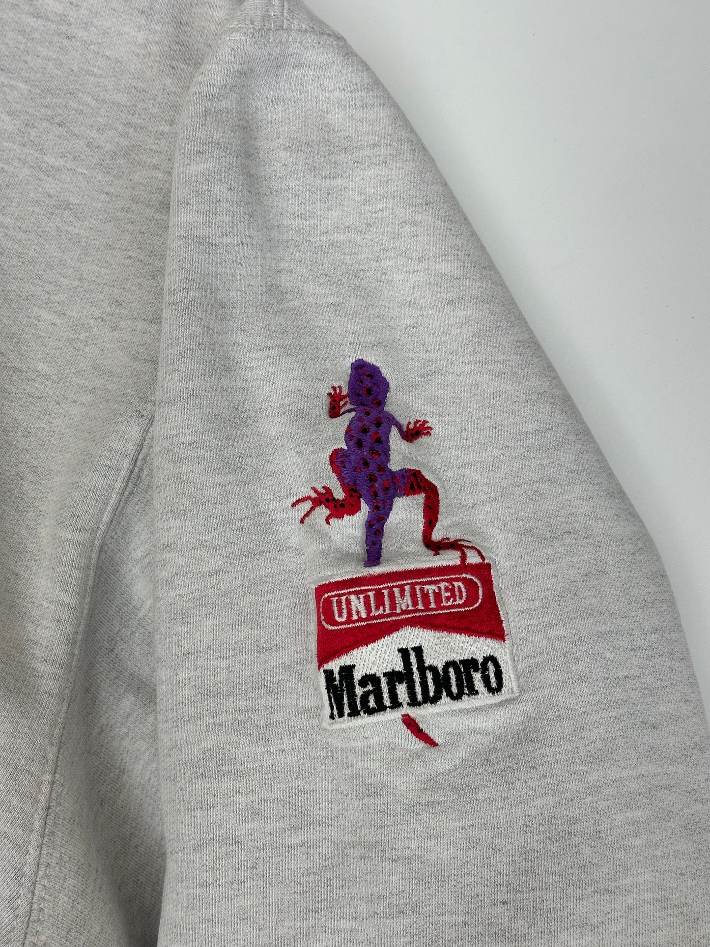 [XXL] 90s Marlboro sweatshirt