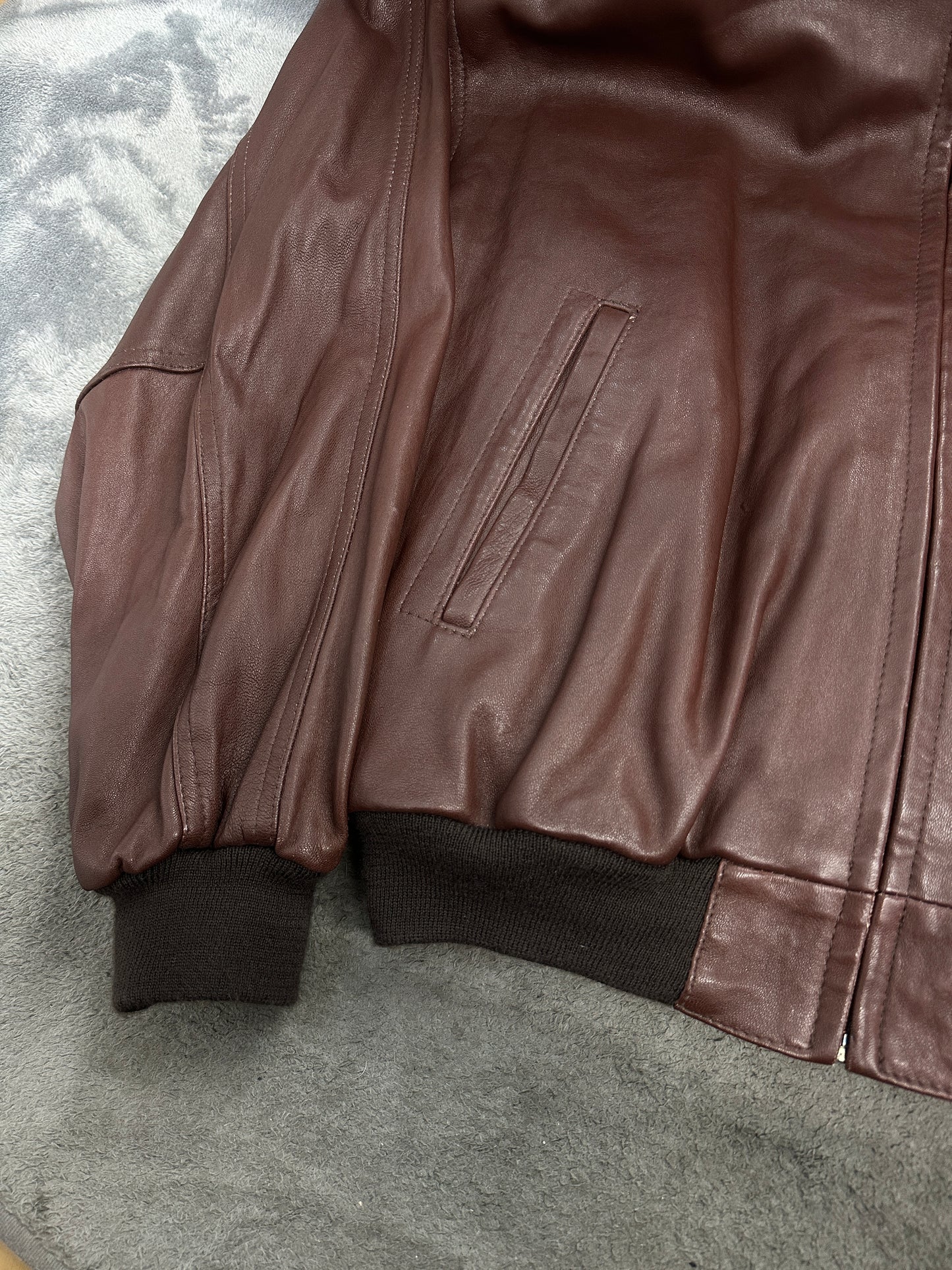 [52] 90s HUGO BOSS Leather Bomber Jacket