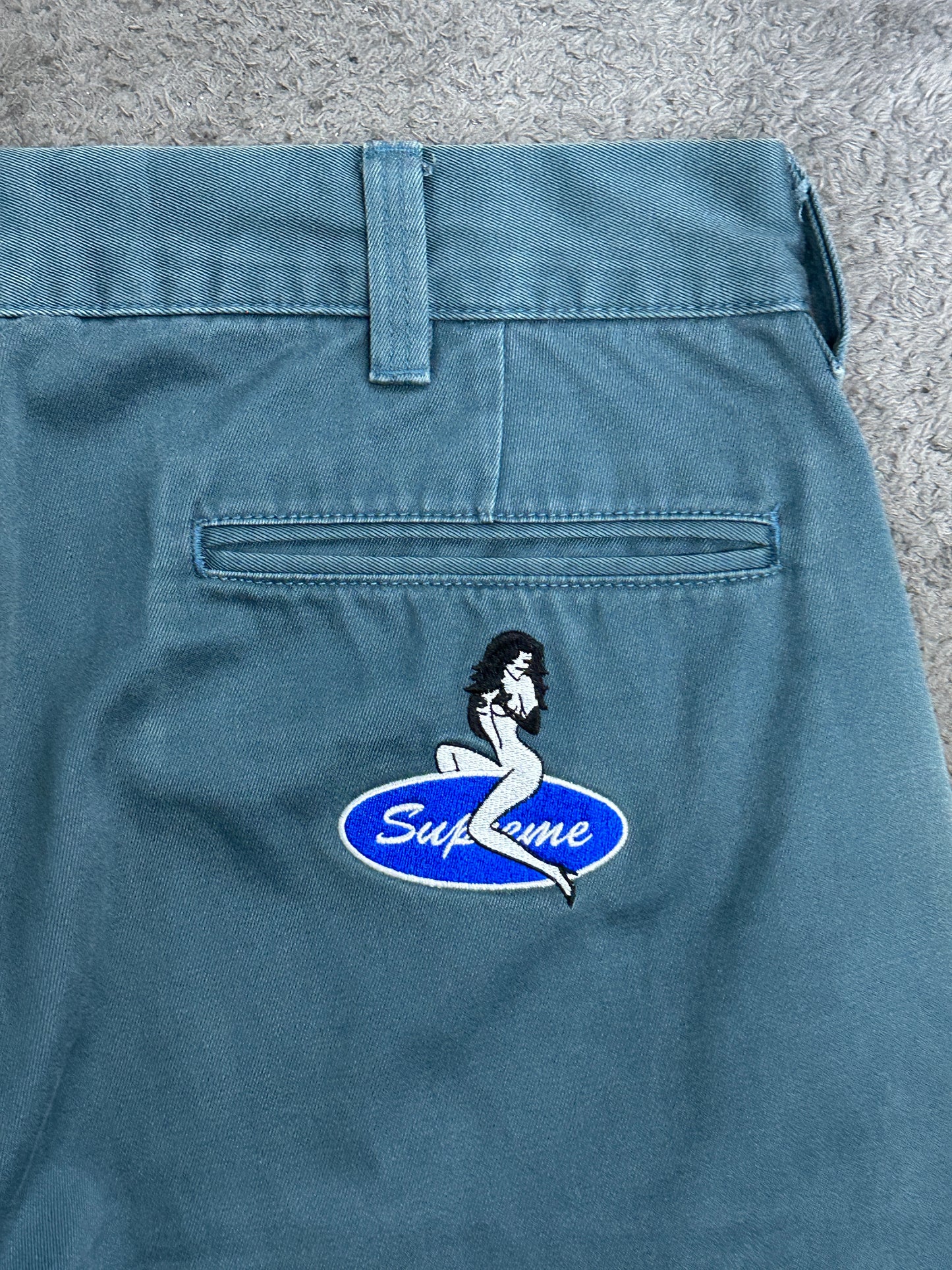[32] Supreme Pin-up Girl Chino Pants
