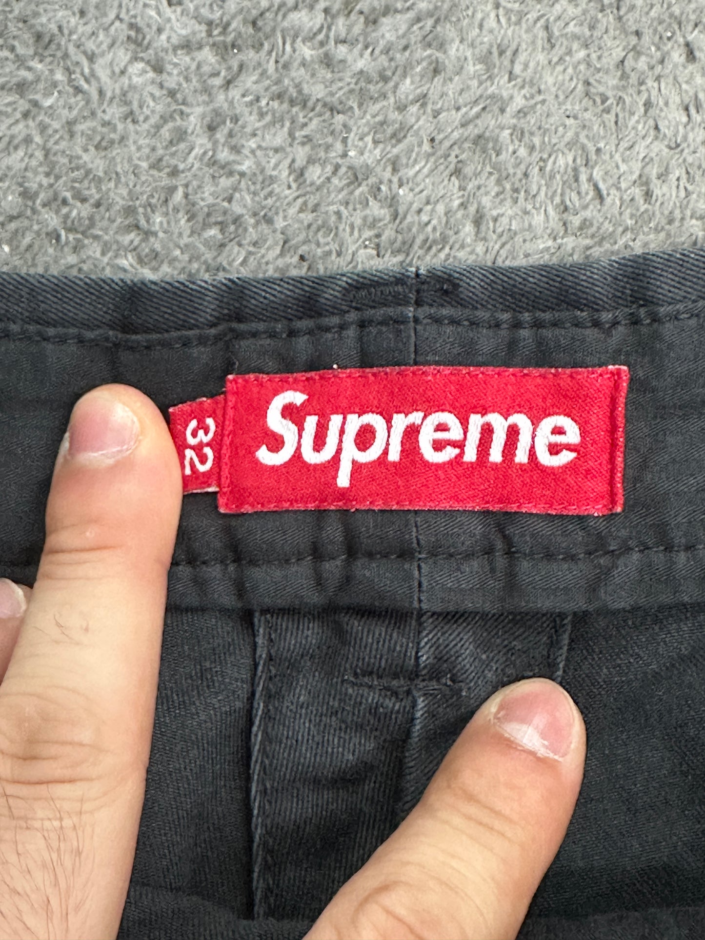 [32] Supreme Pin-Up Girl Chino Pants