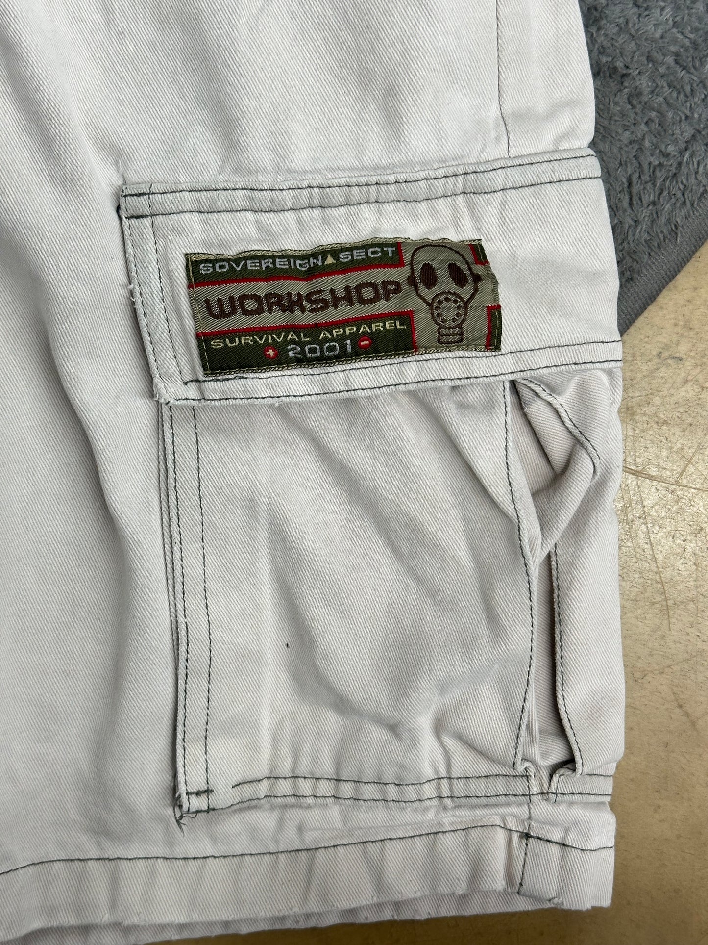 [XL] 90s Alien Workshop Half Pants