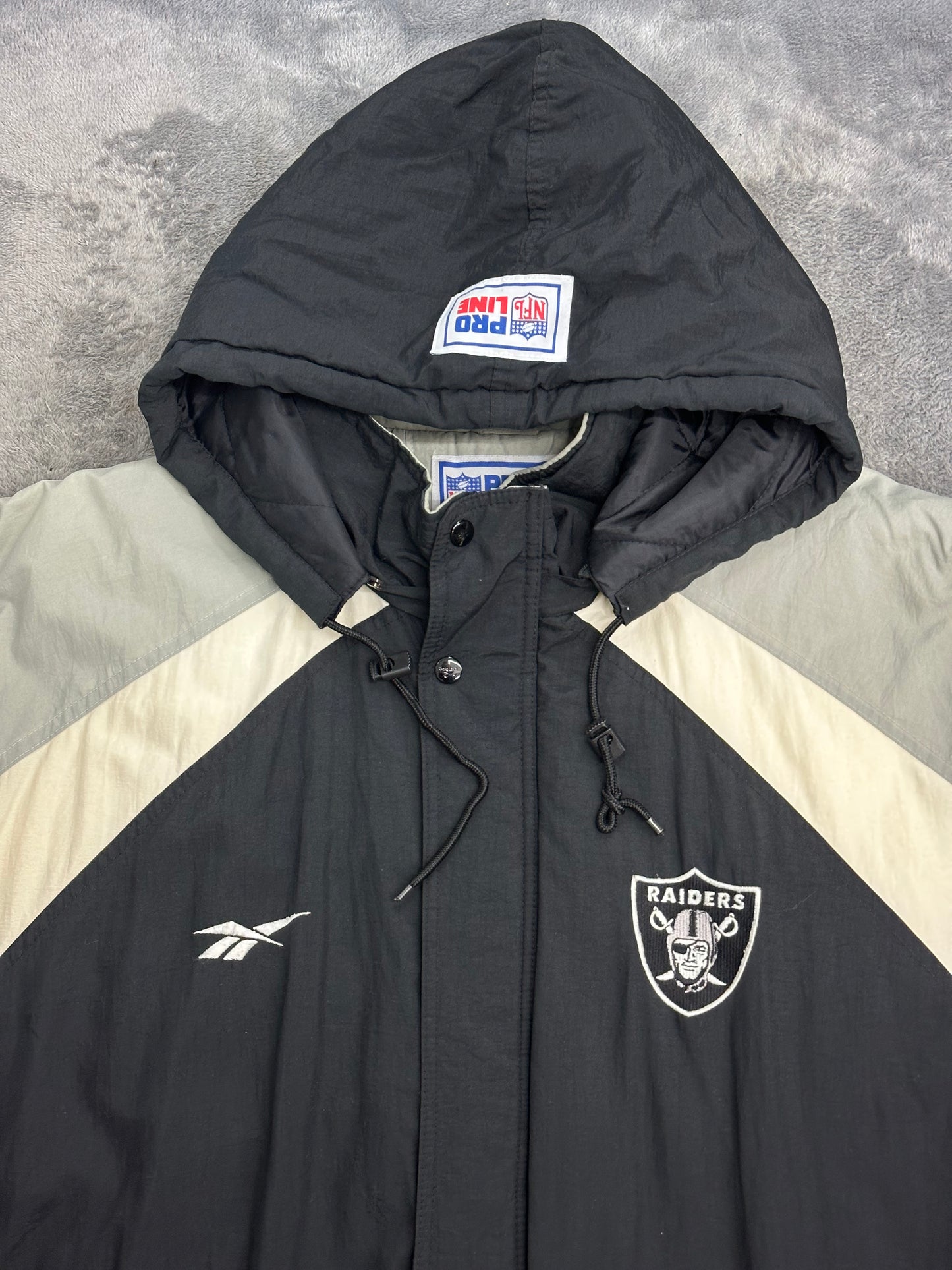 [XXL] 90s Reebok Raiders Bench Parka