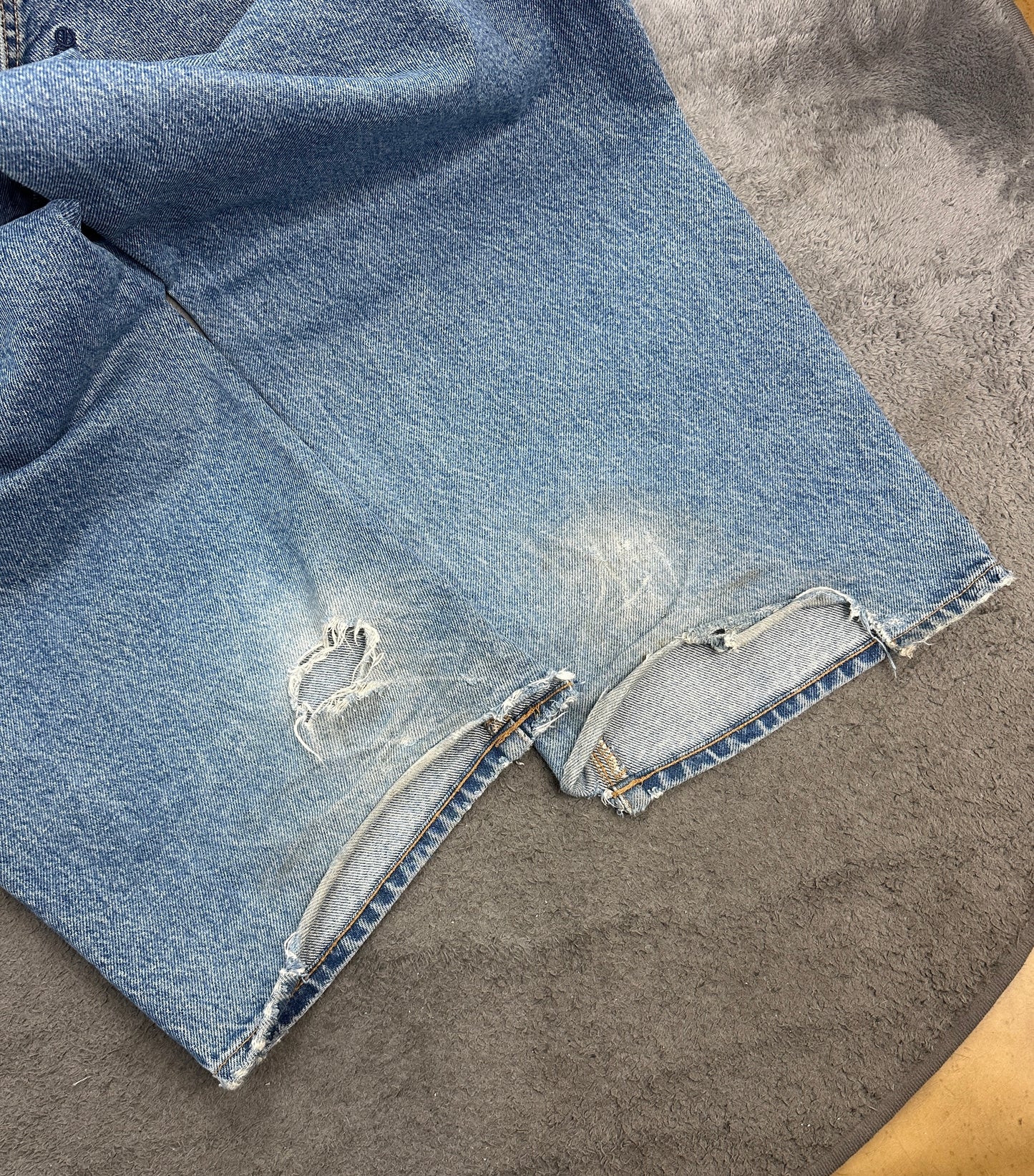 [36] Supreme Baggy Jeans