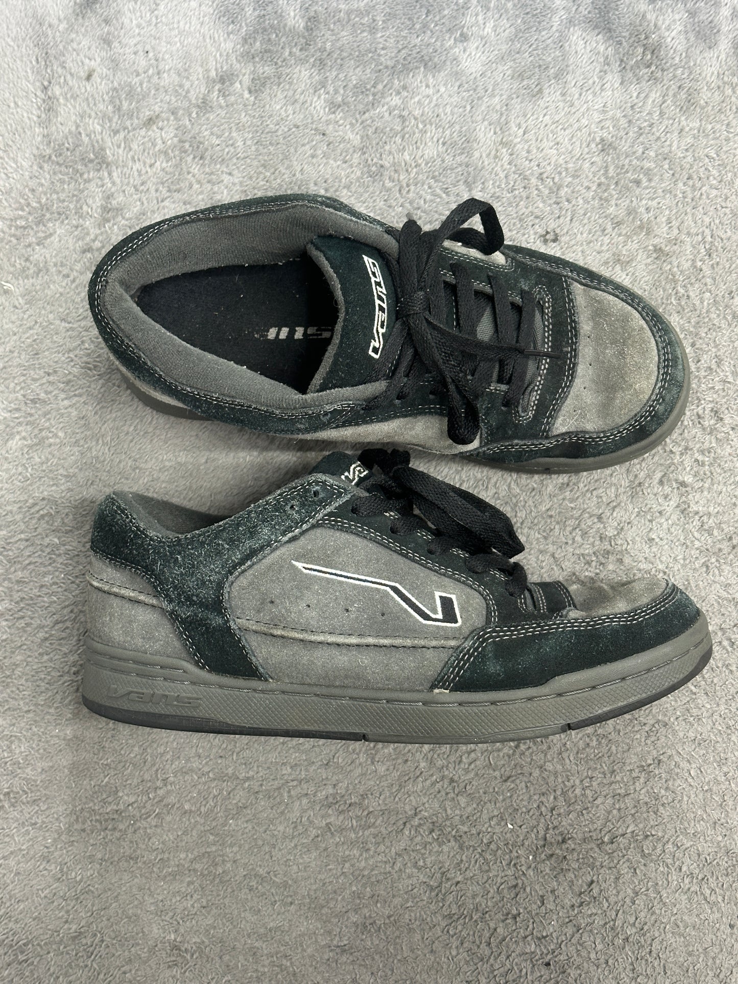 [US 8] 00s Vans Mancini Skateboards Shoes