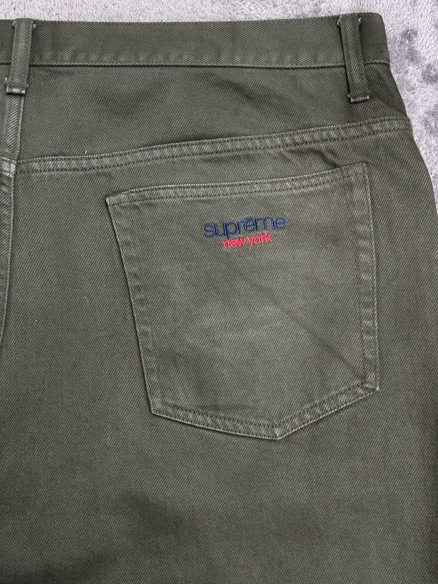 [36] Supreme Baggy Jeans Olive