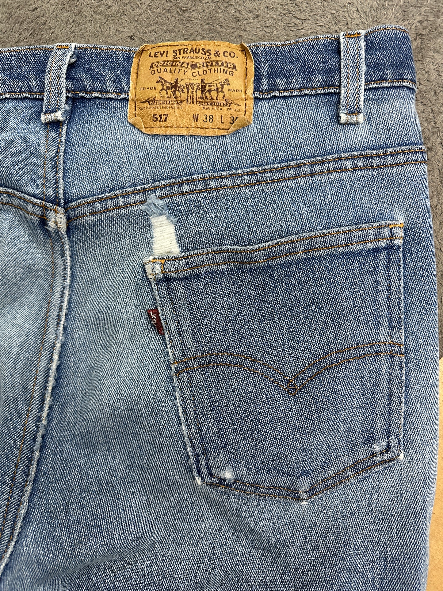 [38x30] 90s Levi's 517 Bootcut Denim Pants