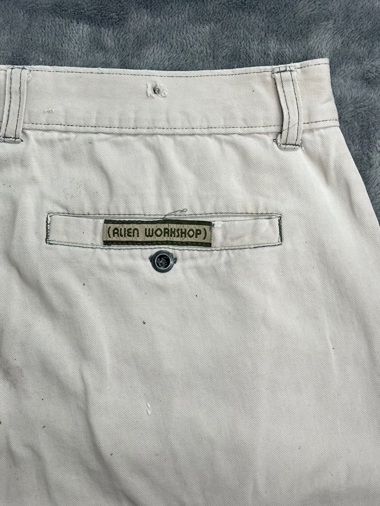 [XL] 90s Alien Workshop Half Pants