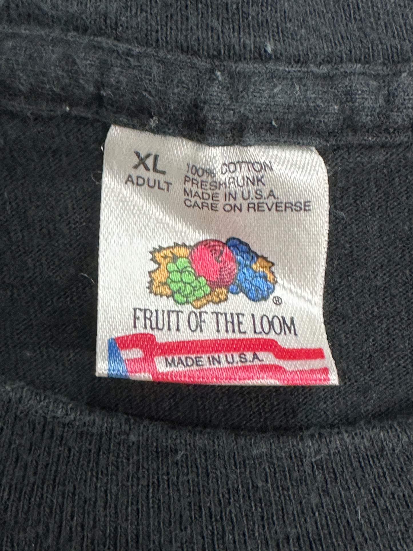 [XL] 90s Plays well with others Tee