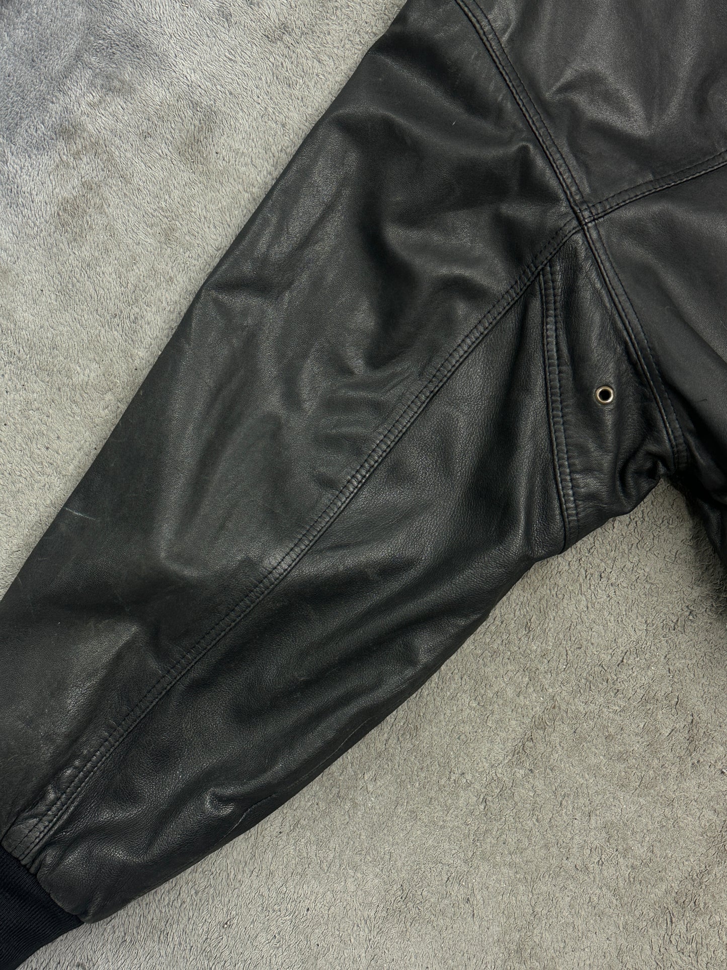 [XL] 80s HUGO BOSS Leather Bomber Jacket