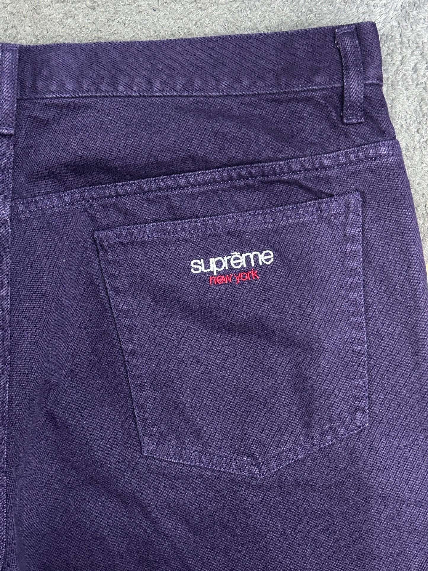 [36] Supreme Baggy Jeans Purple