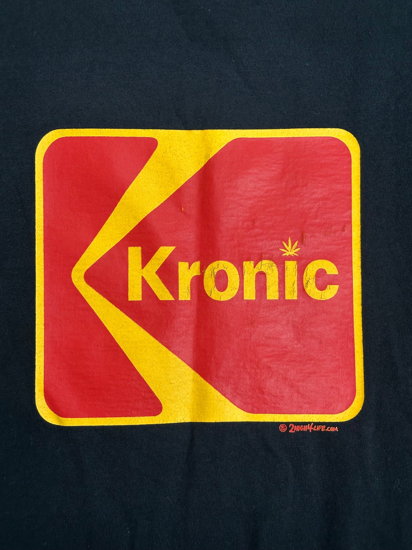 [XL] 00s Kronic Parody Tee