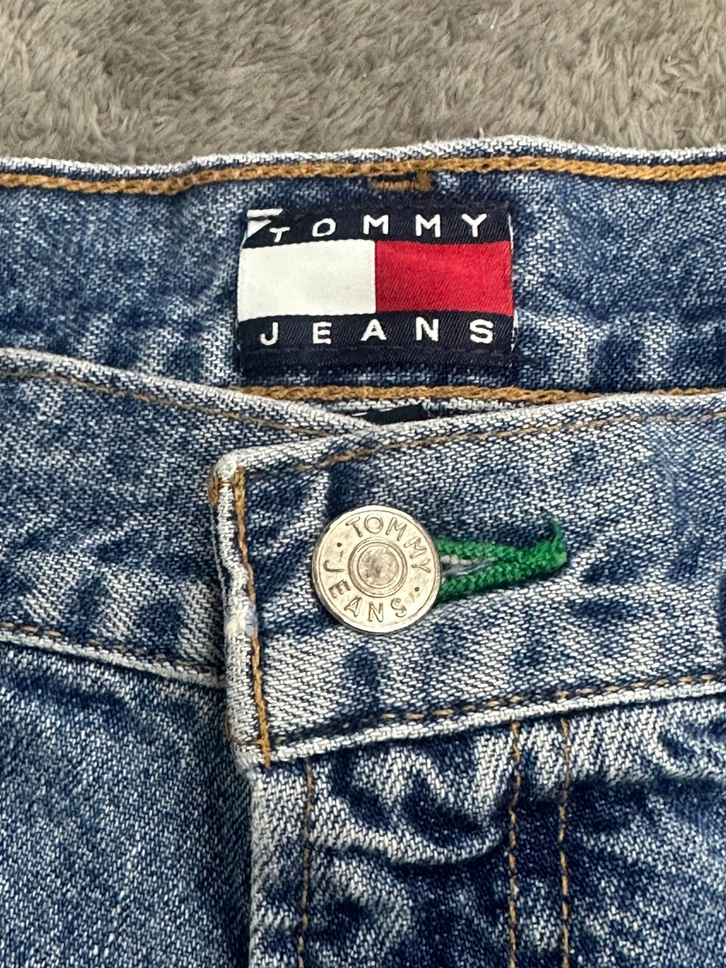 [38] 00s Tommy Jeans Denim Shorts