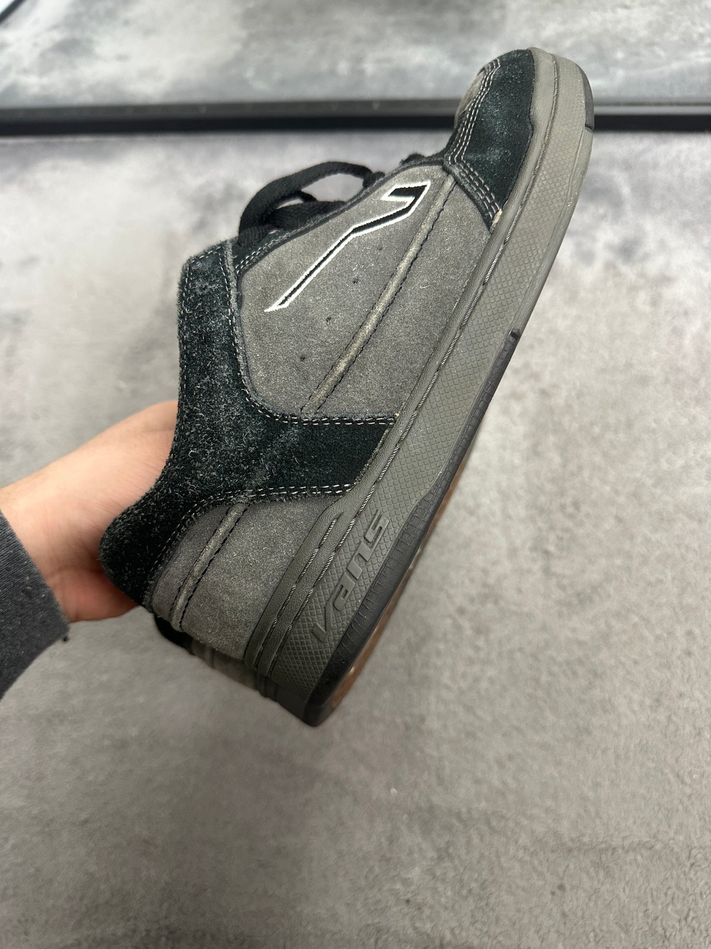 [US 8] 00s Vans Mancini Skateboards Shoes