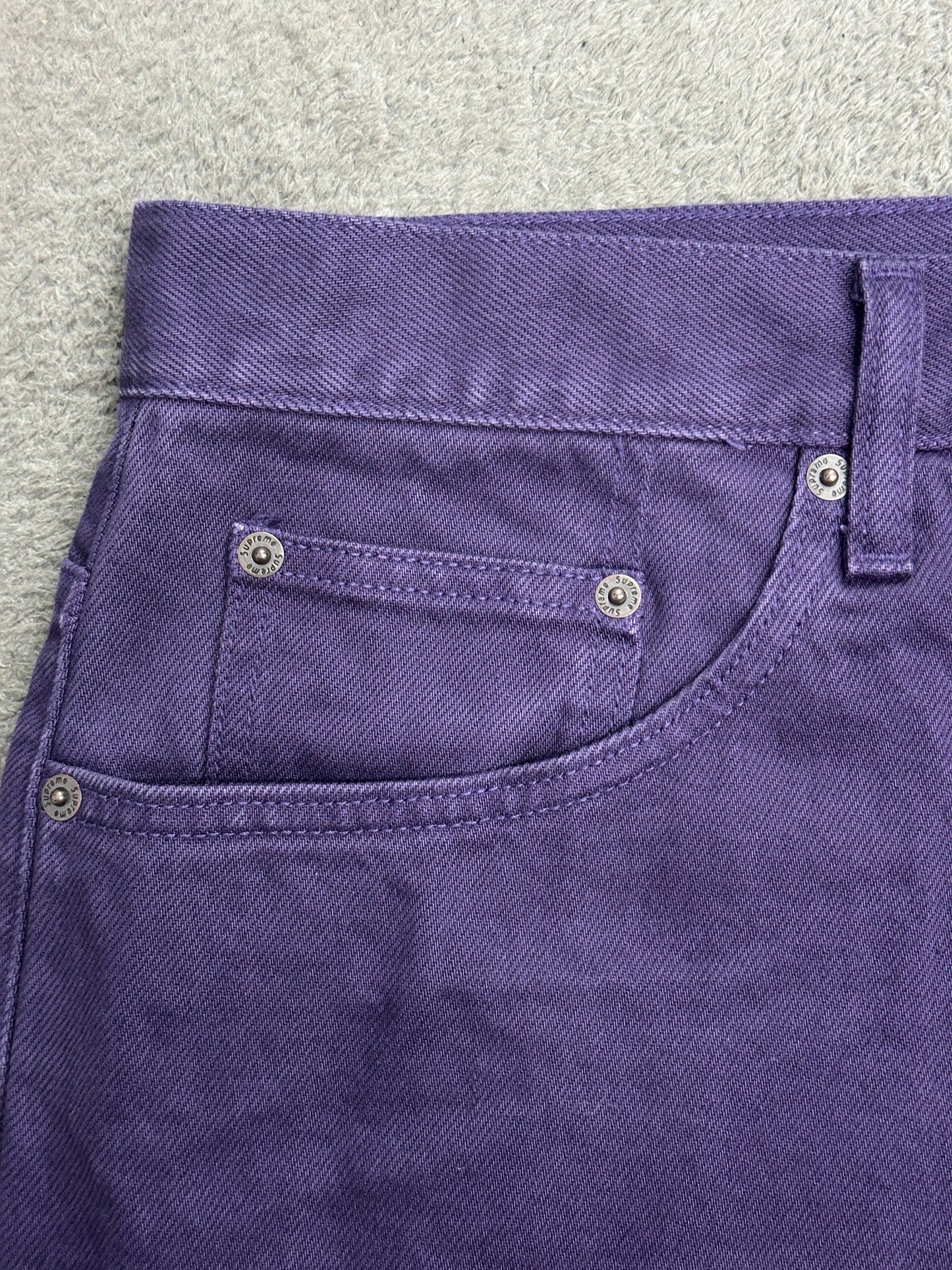 [36] Supreme Baggy Jeans Purple