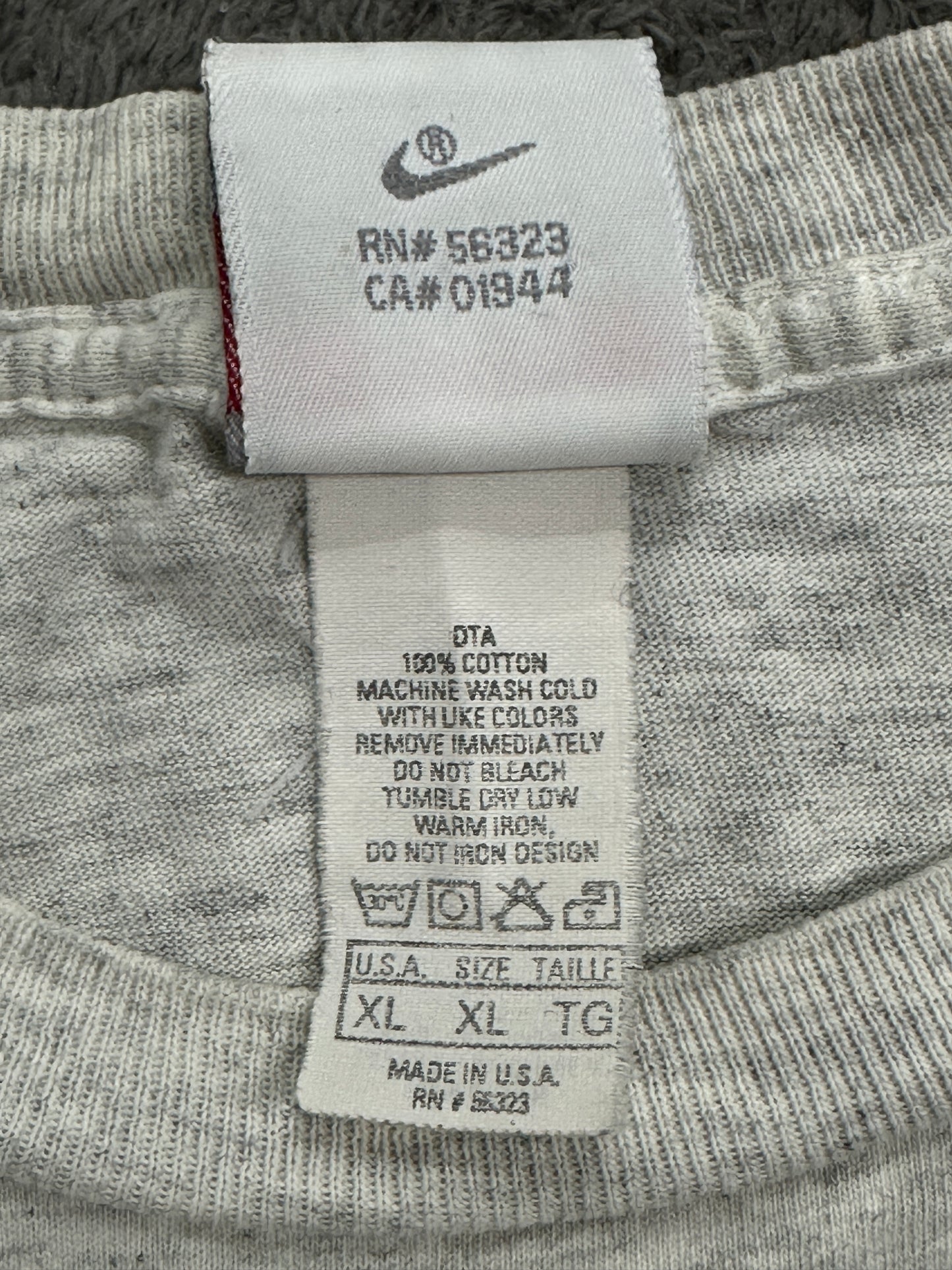 [XL] 90s Nike Logo Tee
