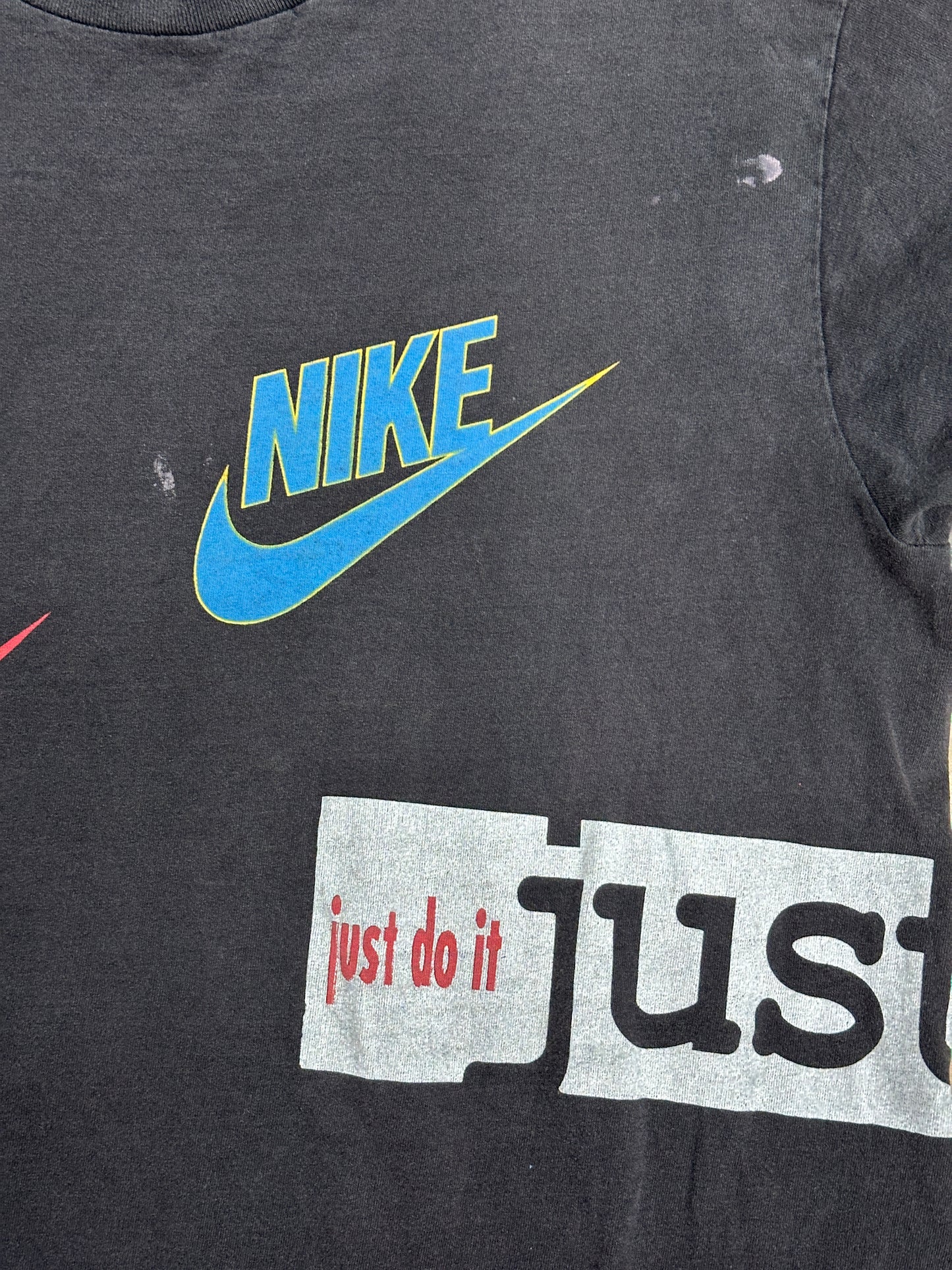 [L] 90s Nike Logo AOP Tee