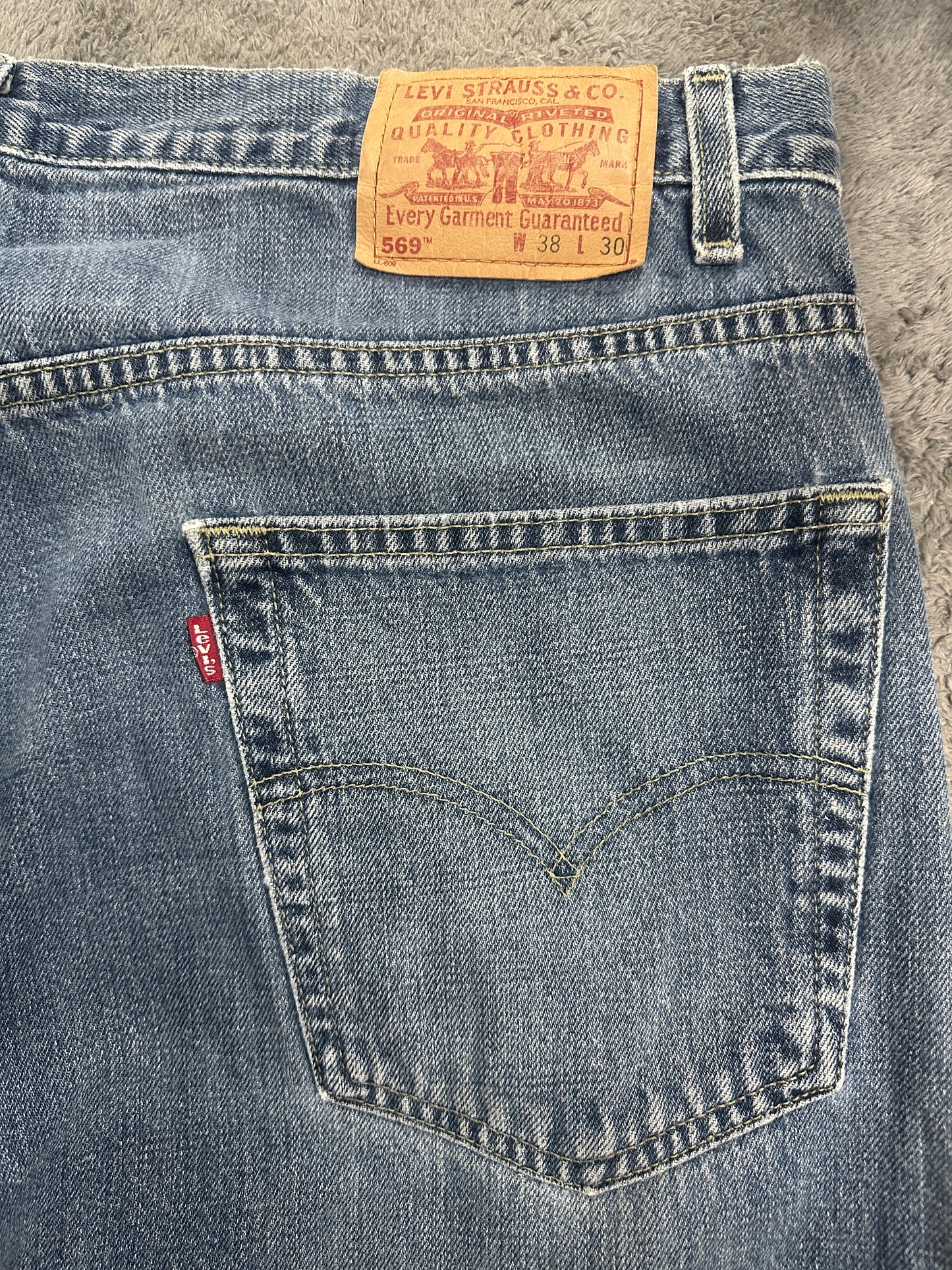 [38x30] 2002' Levi's 569 Denim Pants