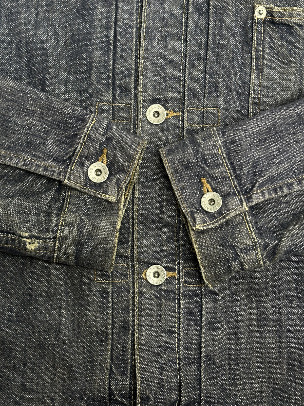 [L] 00s Euro Levi's Type 1 Denim Jacket