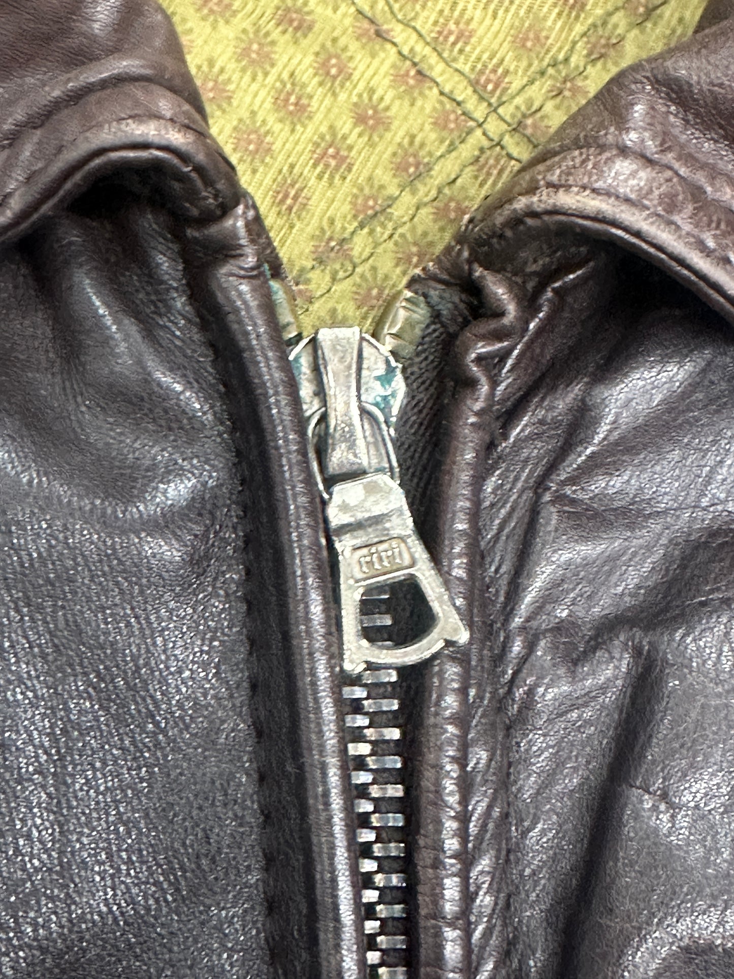 [XL] 80s HUGO BOSS Leather Bomber Jacket