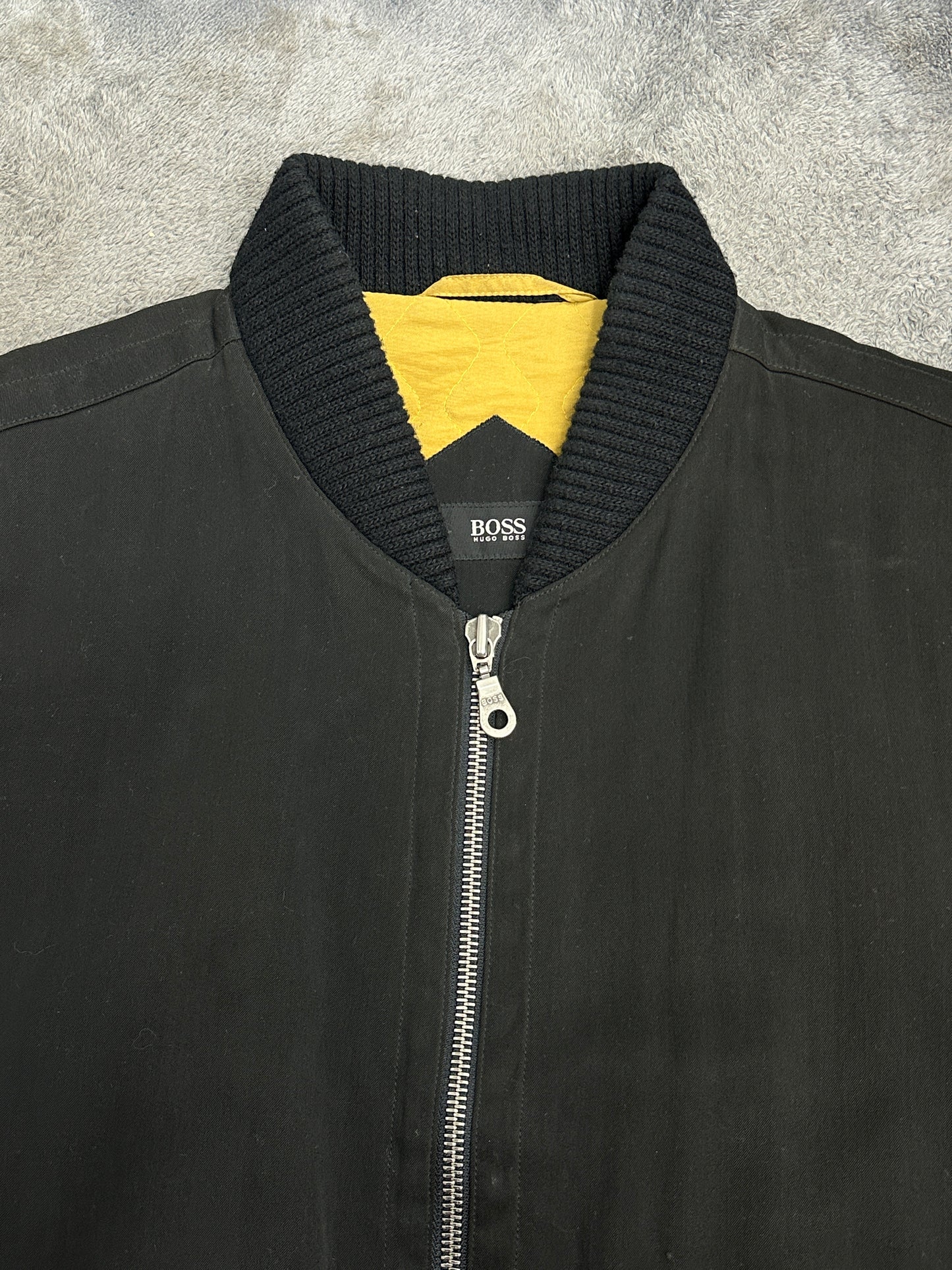 [54] 90s HUGO BOSS Bomber Jacket