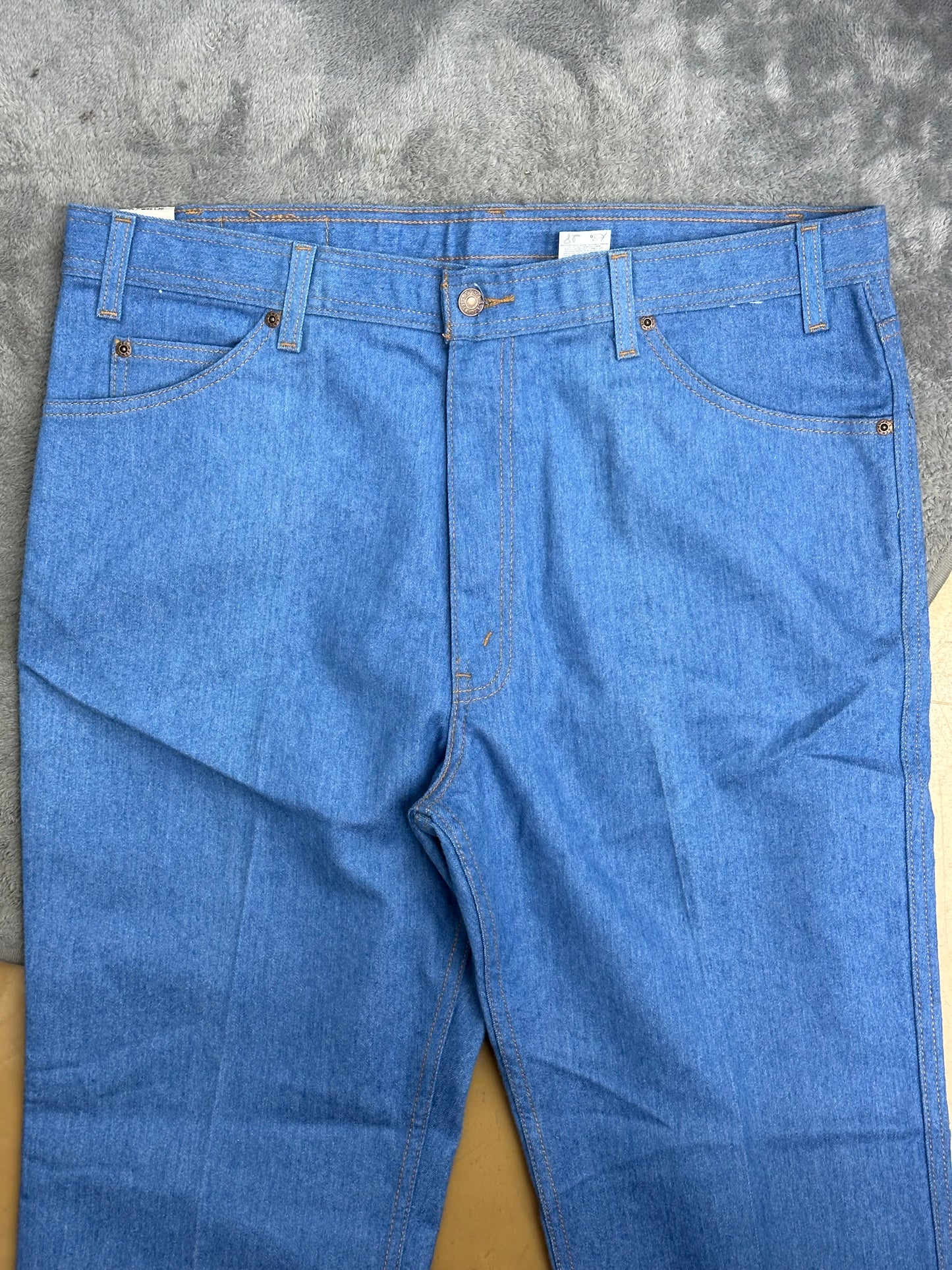 [40x30] 99' Levi's Signature Action Jeans