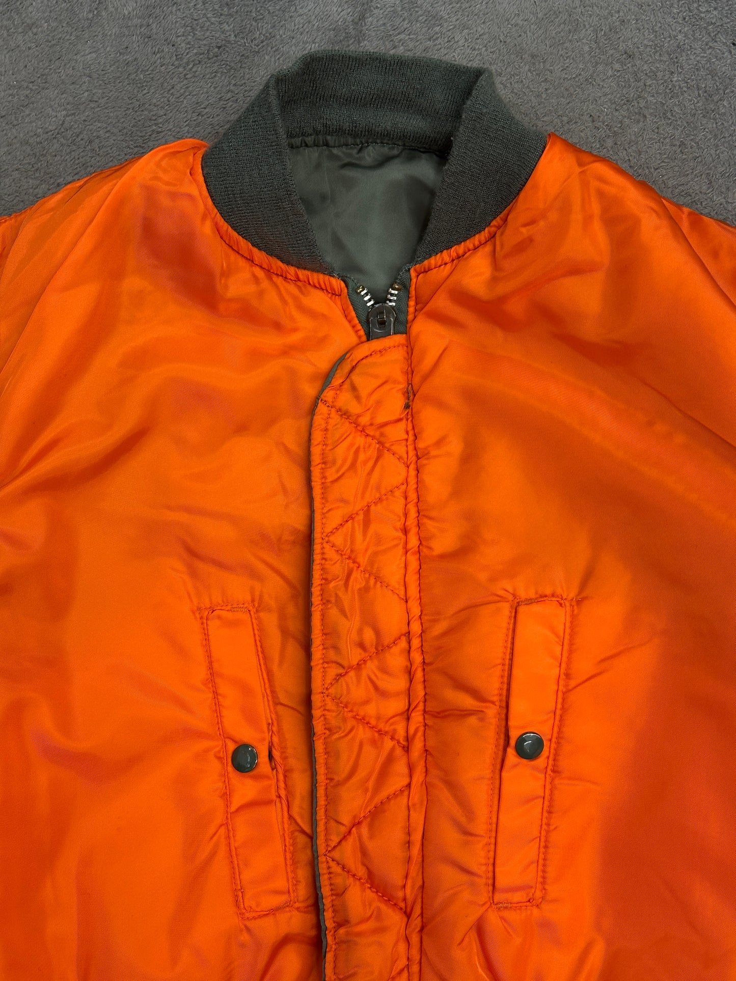 [L] 90s USAF Alpha MA-1 Flight Jacket