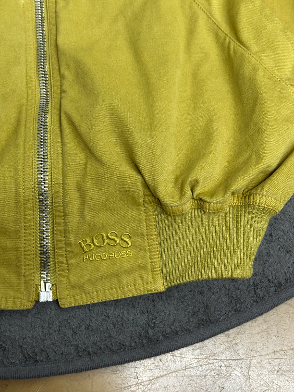 [48] 90s HUGO BOSS Italy Yellow Bomber Jacket