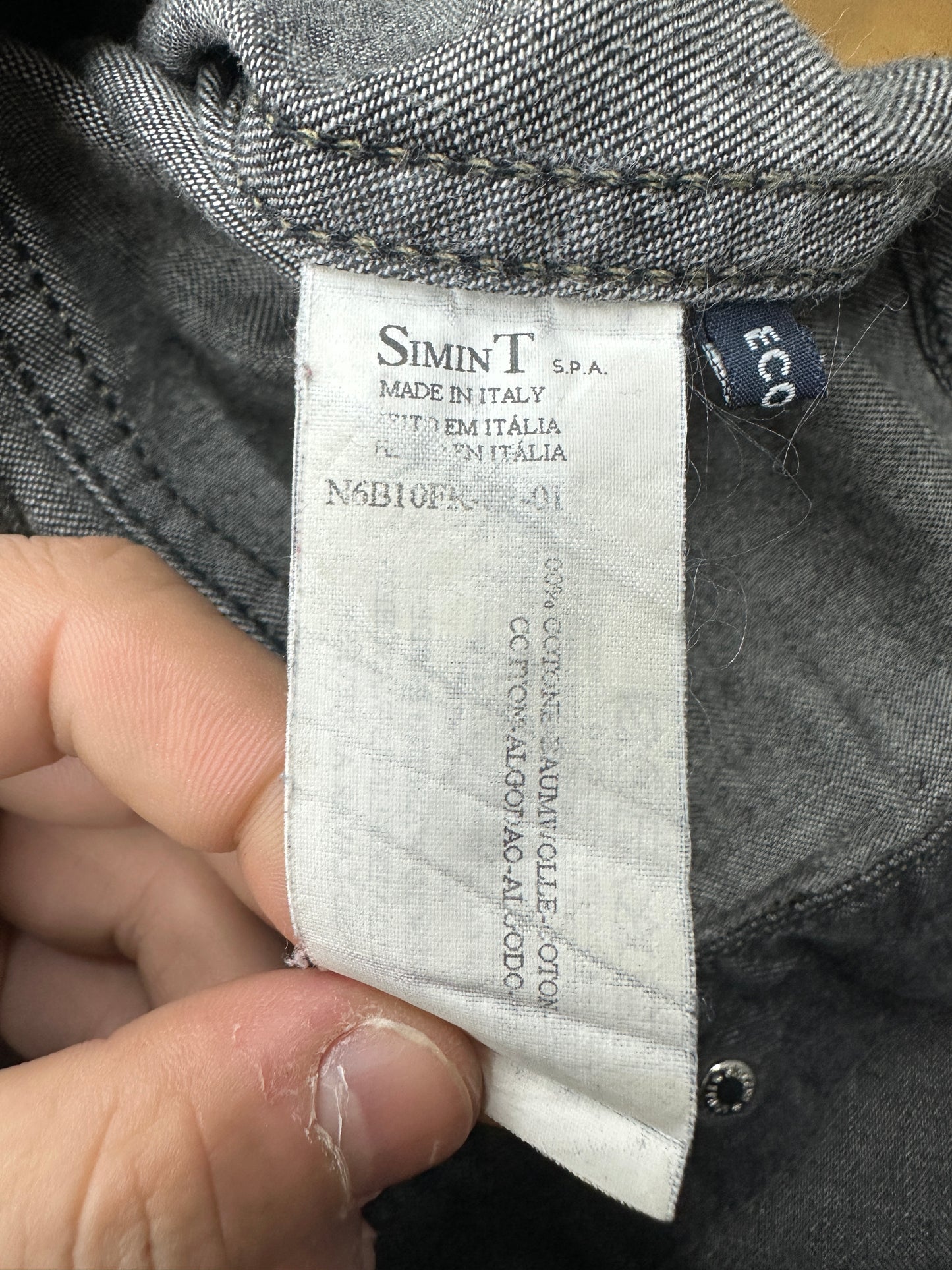 [L] 00s Armani Jeans Black Trucker Denim Jacket