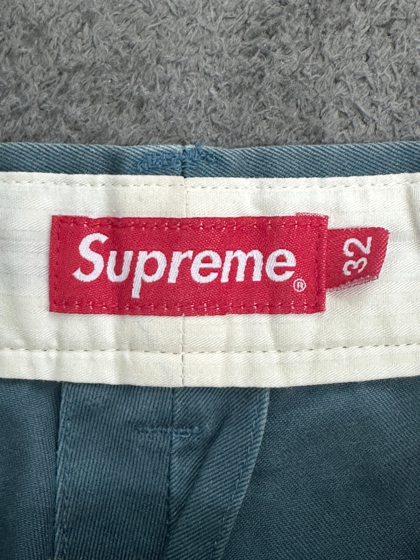 [32] Supreme Pin-up Girl Chino Pants